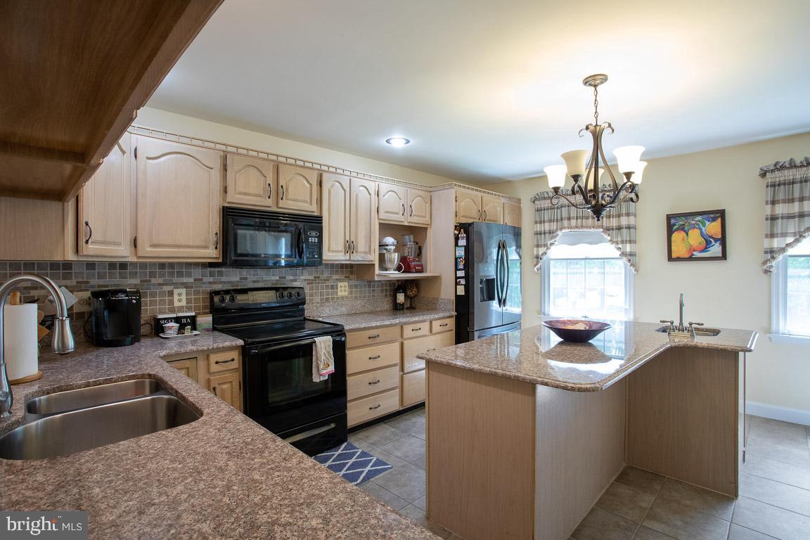 RUNNING BROOK - Residential