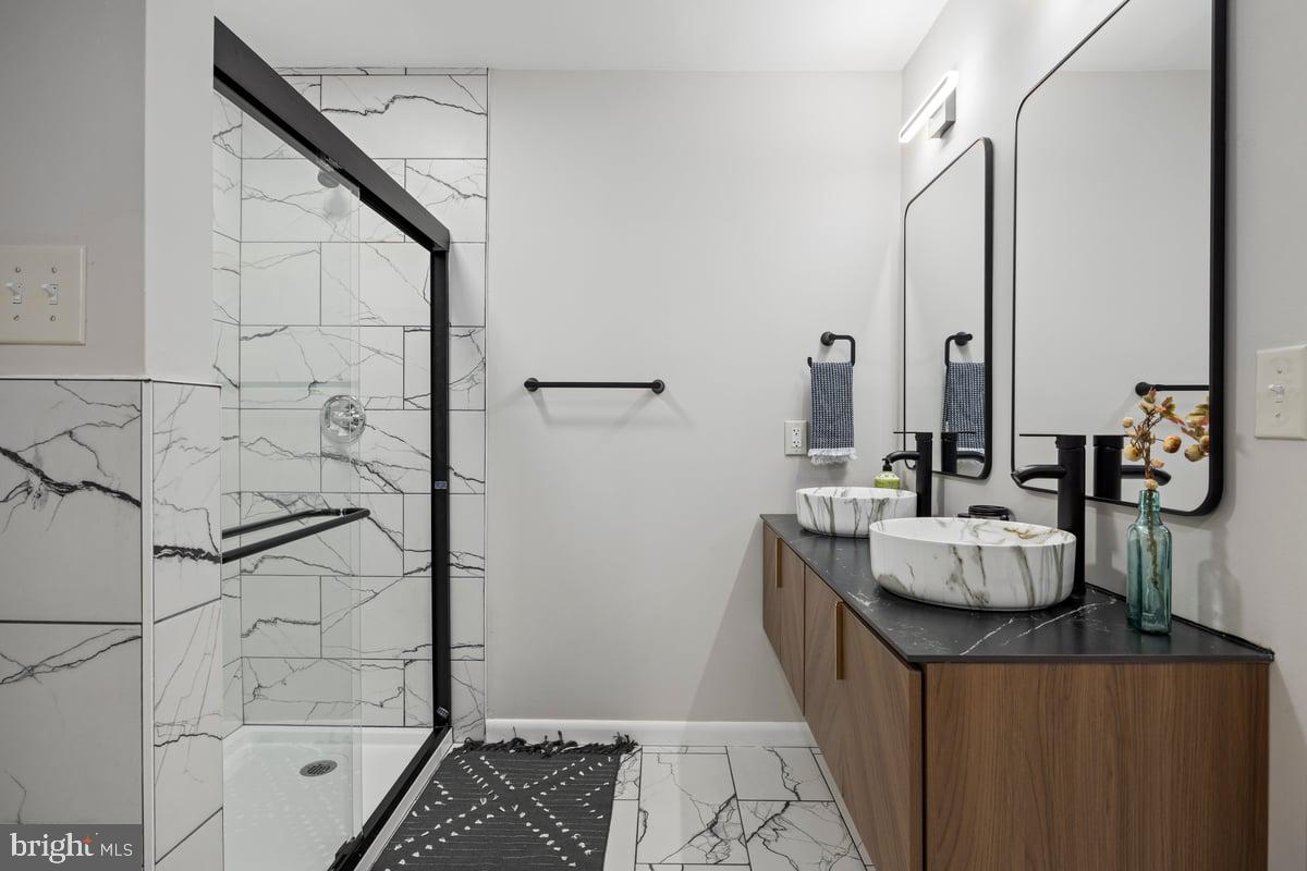 MASSANUTTEN - Residential