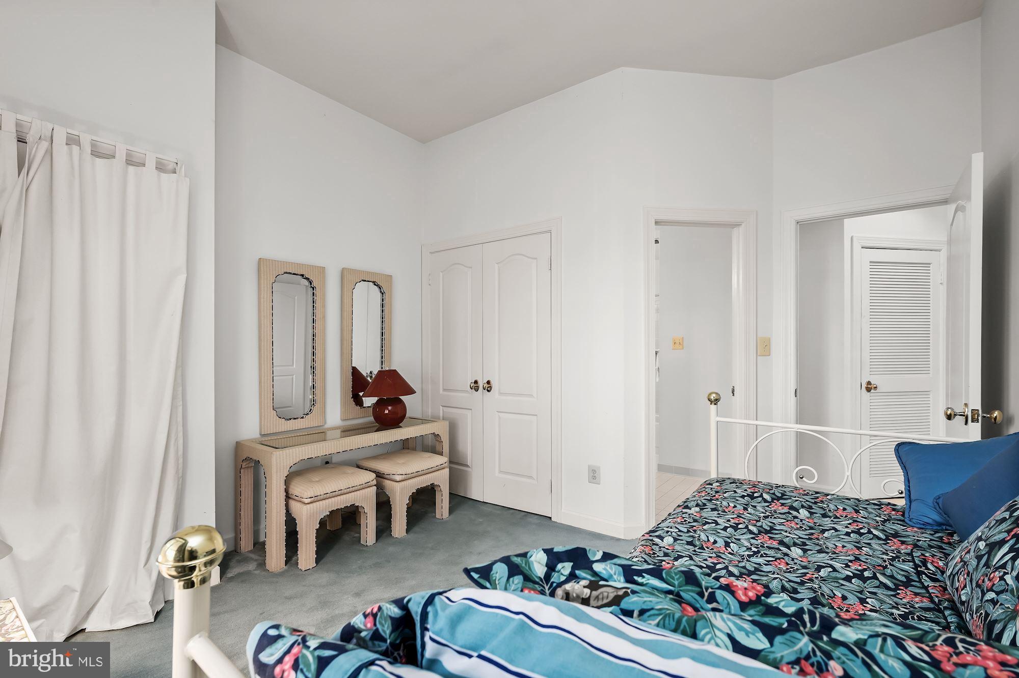 POTOMAC CREST - Residential