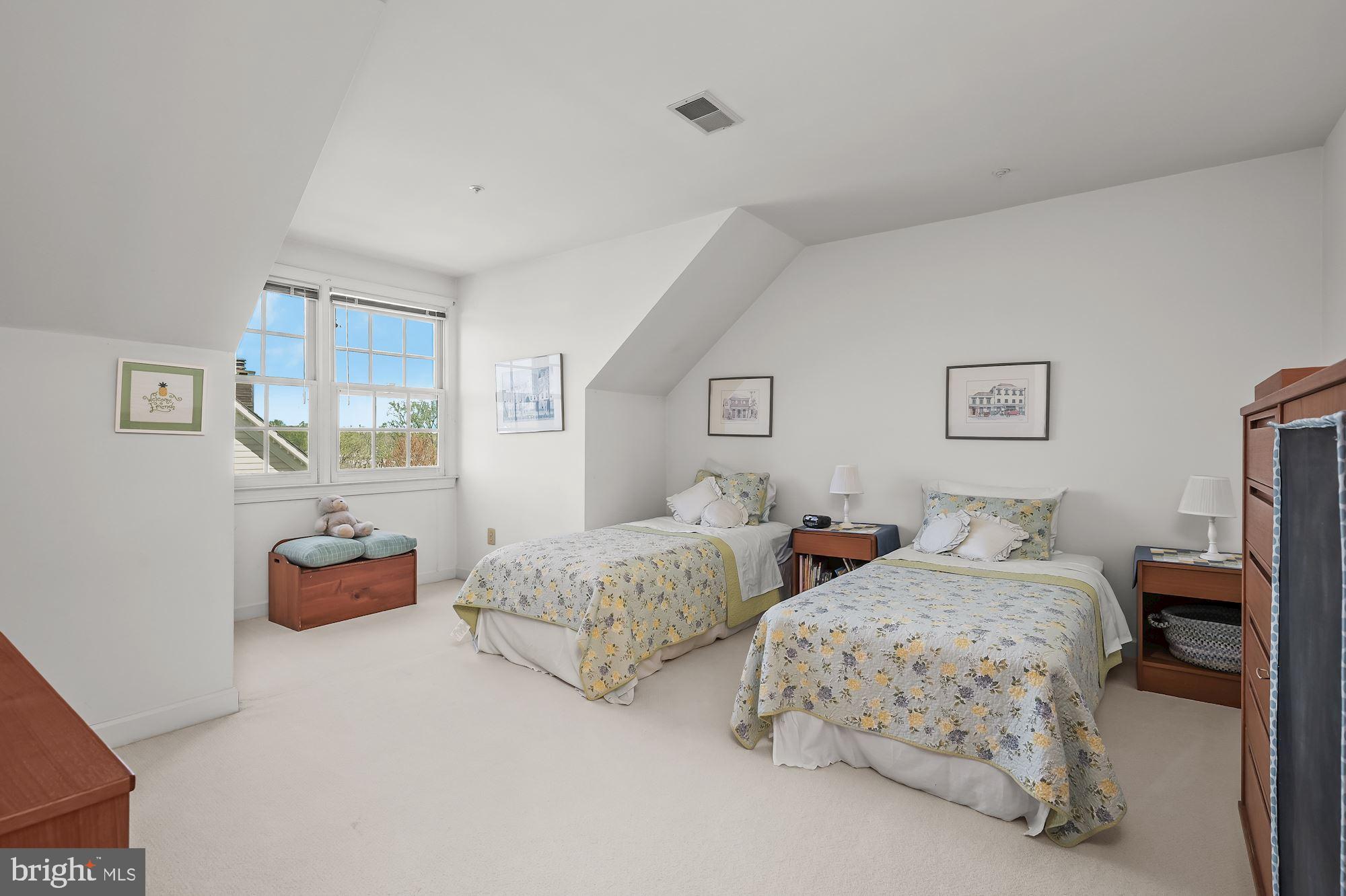 POTOMAC CREST - Residential