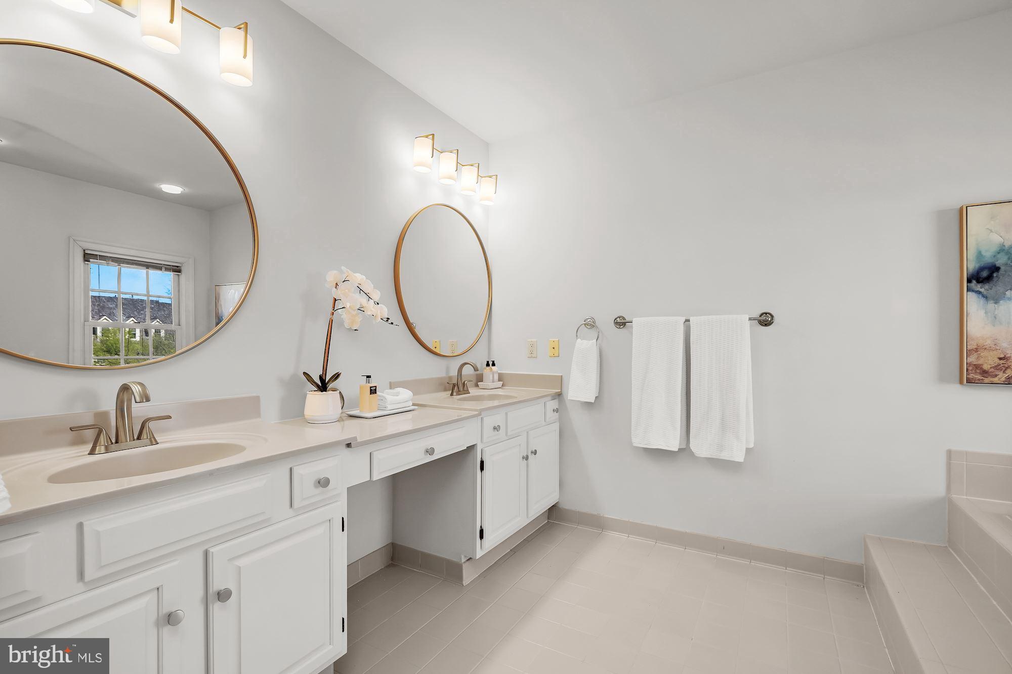 POTOMAC CREST - Residential