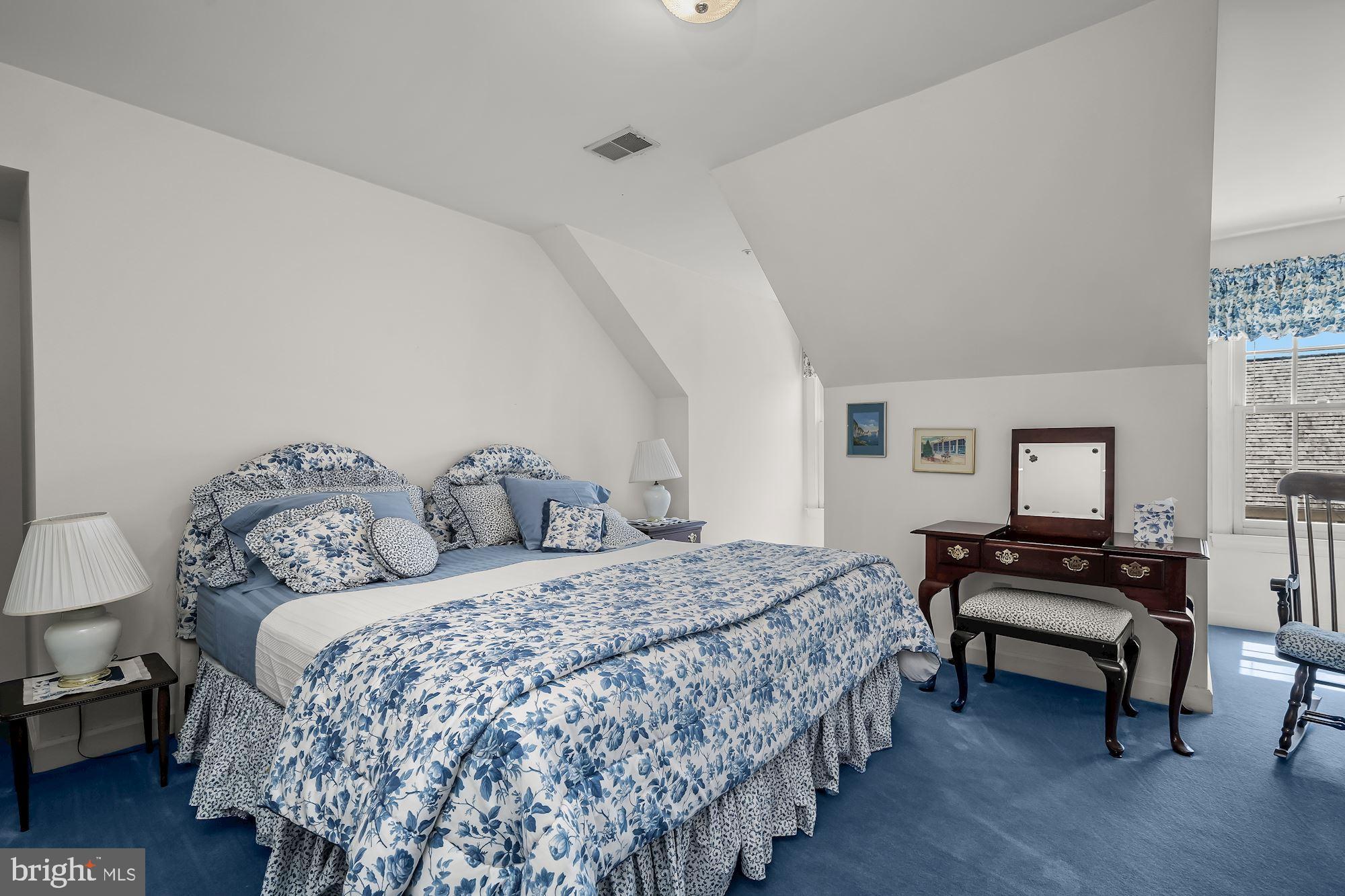 POTOMAC CREST - Residential