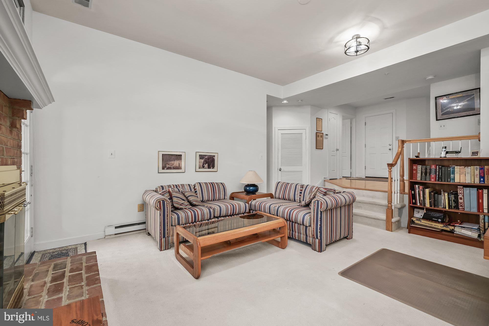 POTOMAC CREST - Residential