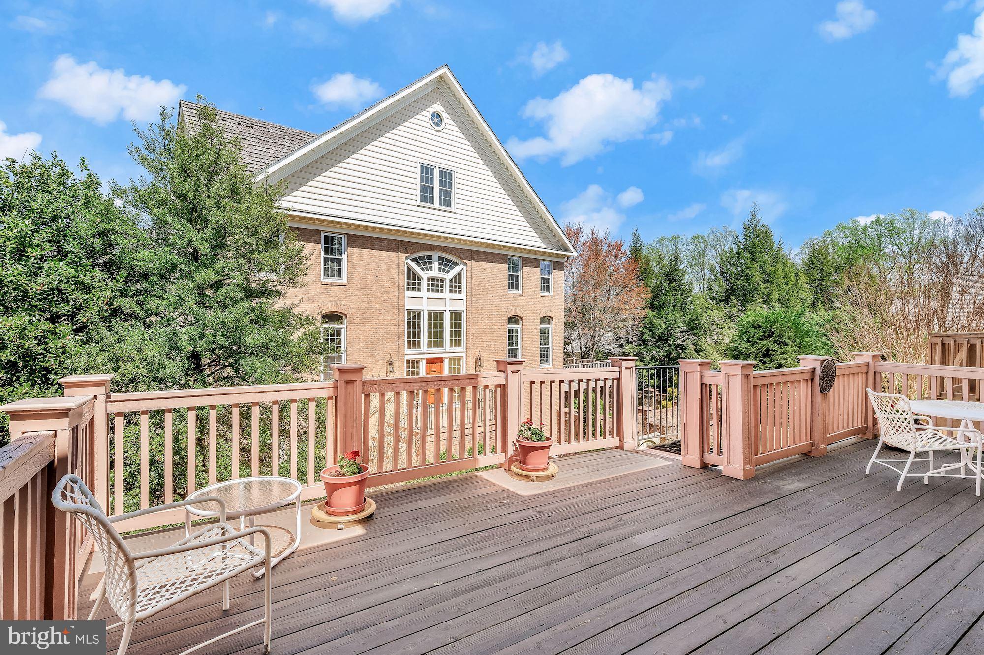 POTOMAC CREST - Residential