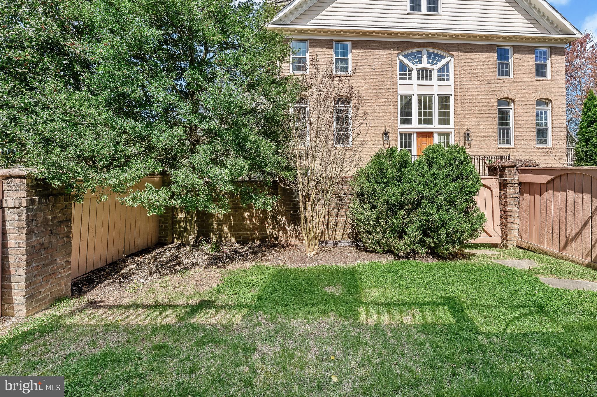 POTOMAC CREST - Residential