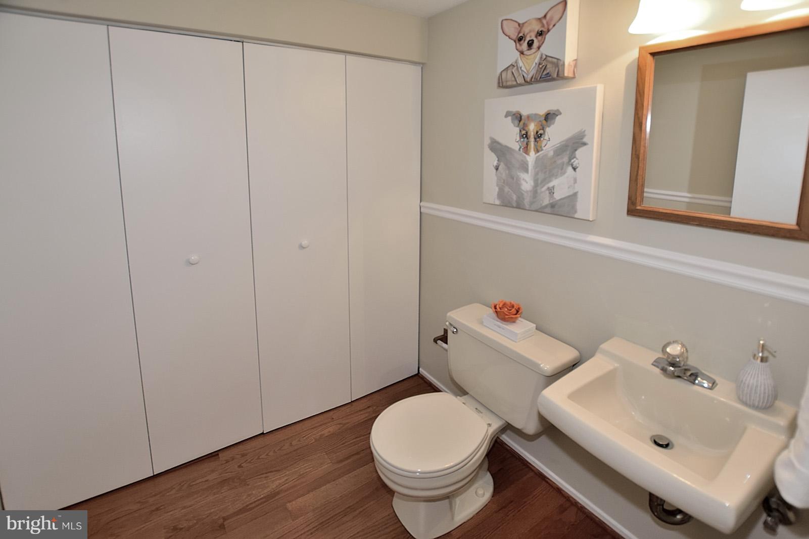 COUNTRY CLUB/LAKE MONTCLAIR - Residential