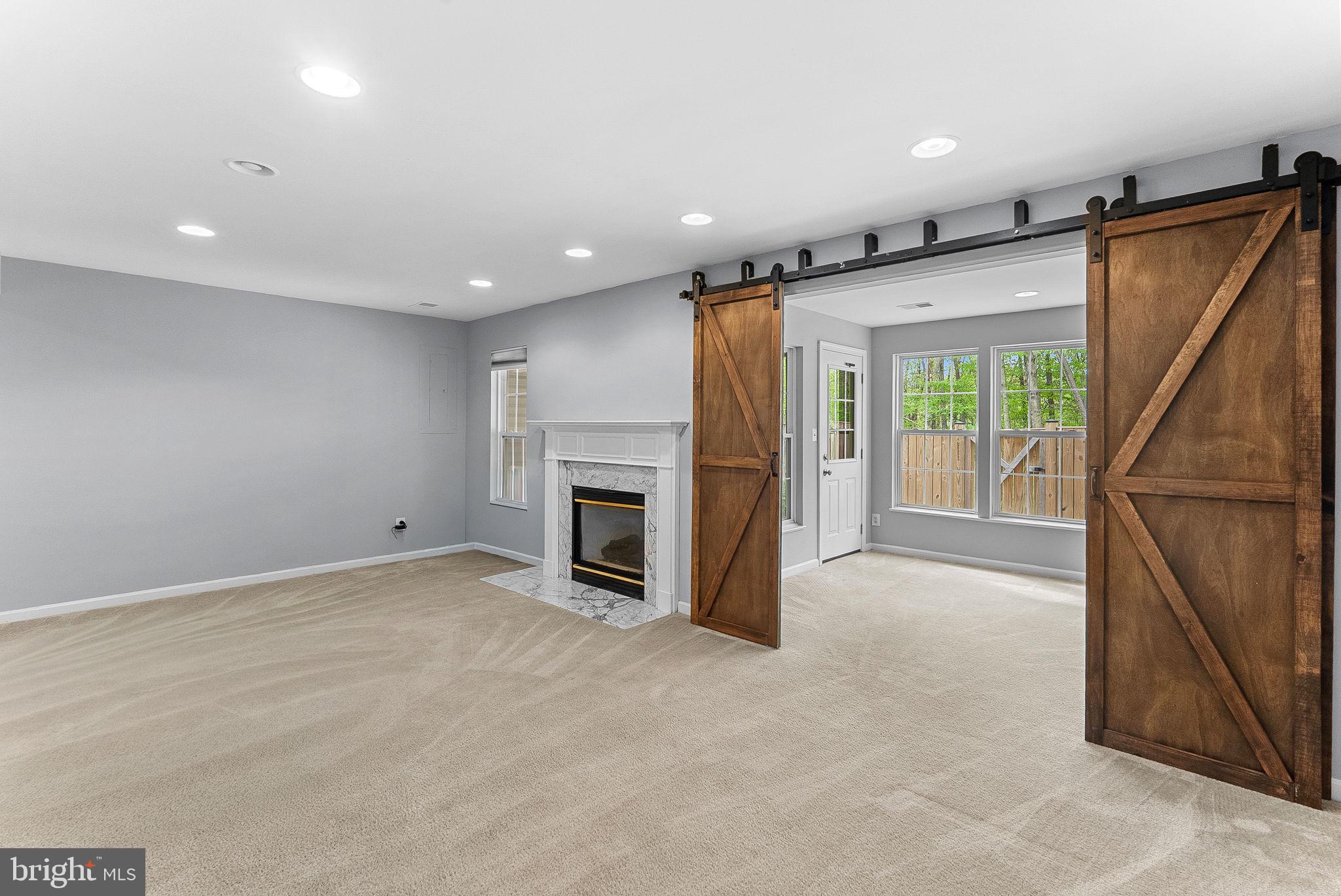 COMPTON VILLAGE - Residential