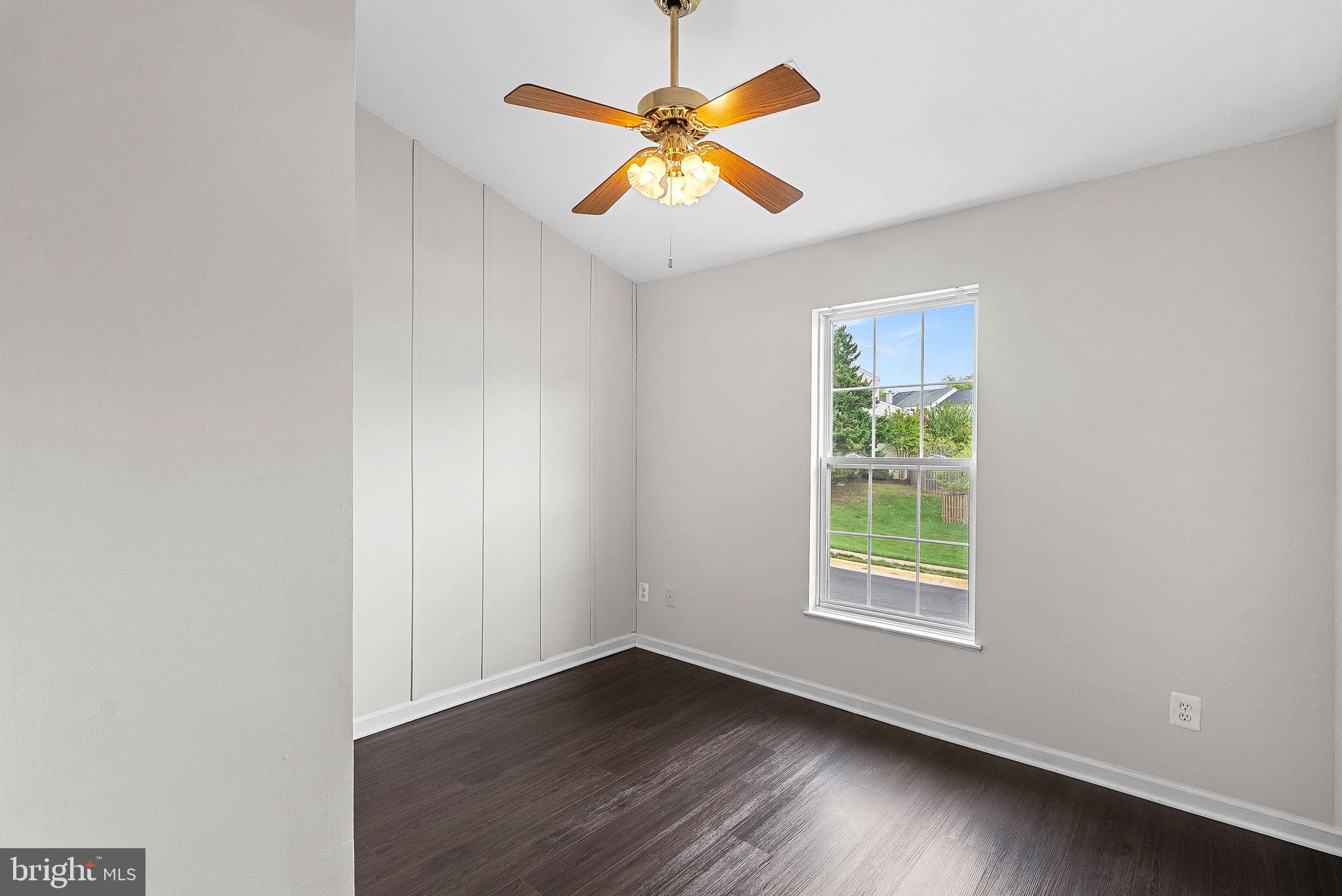 COMPTON VILLAGE - Residential