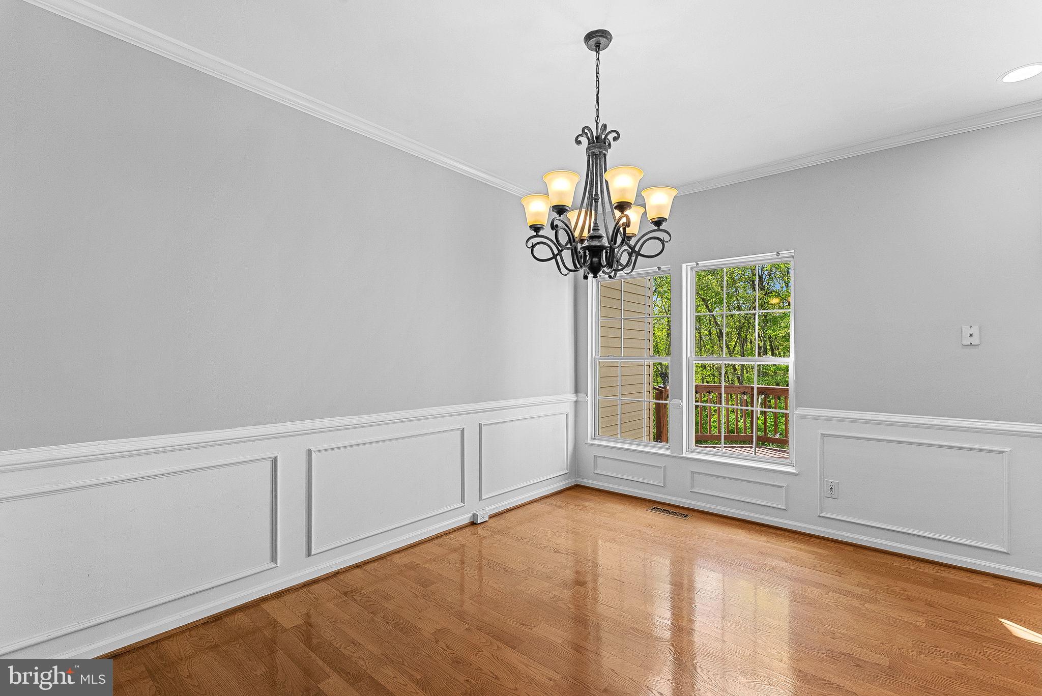 COMPTON VILLAGE - Residential