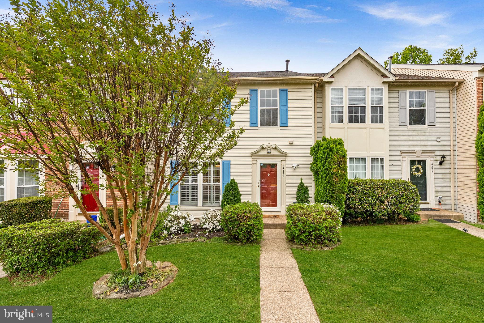 COMPTON VILLAGE - Residential