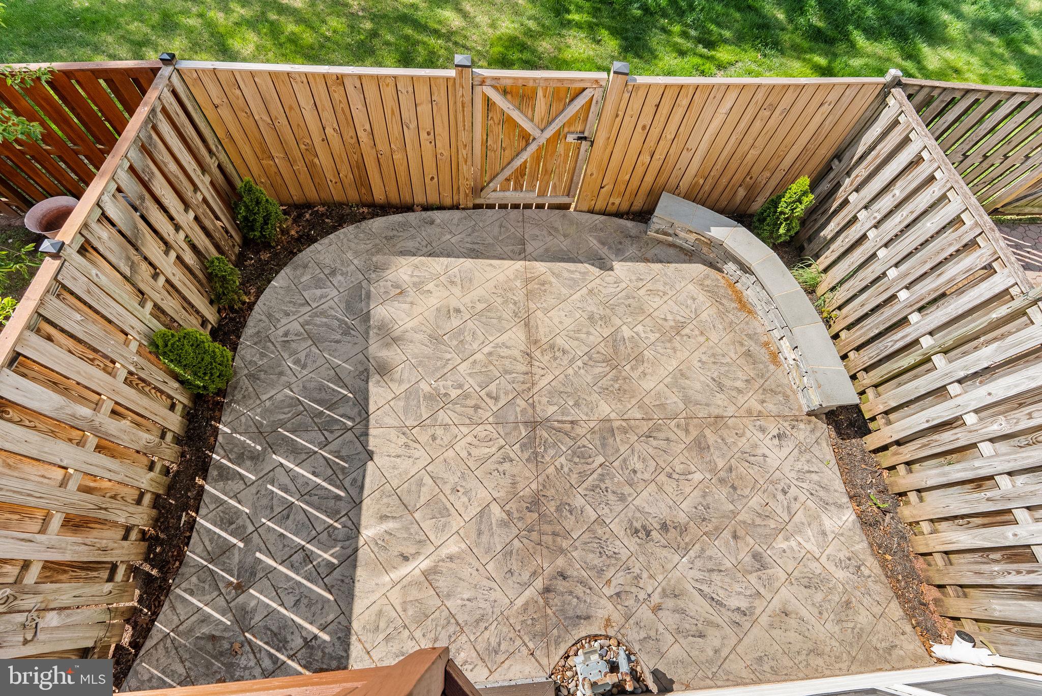 COMPTON VILLAGE - Residential