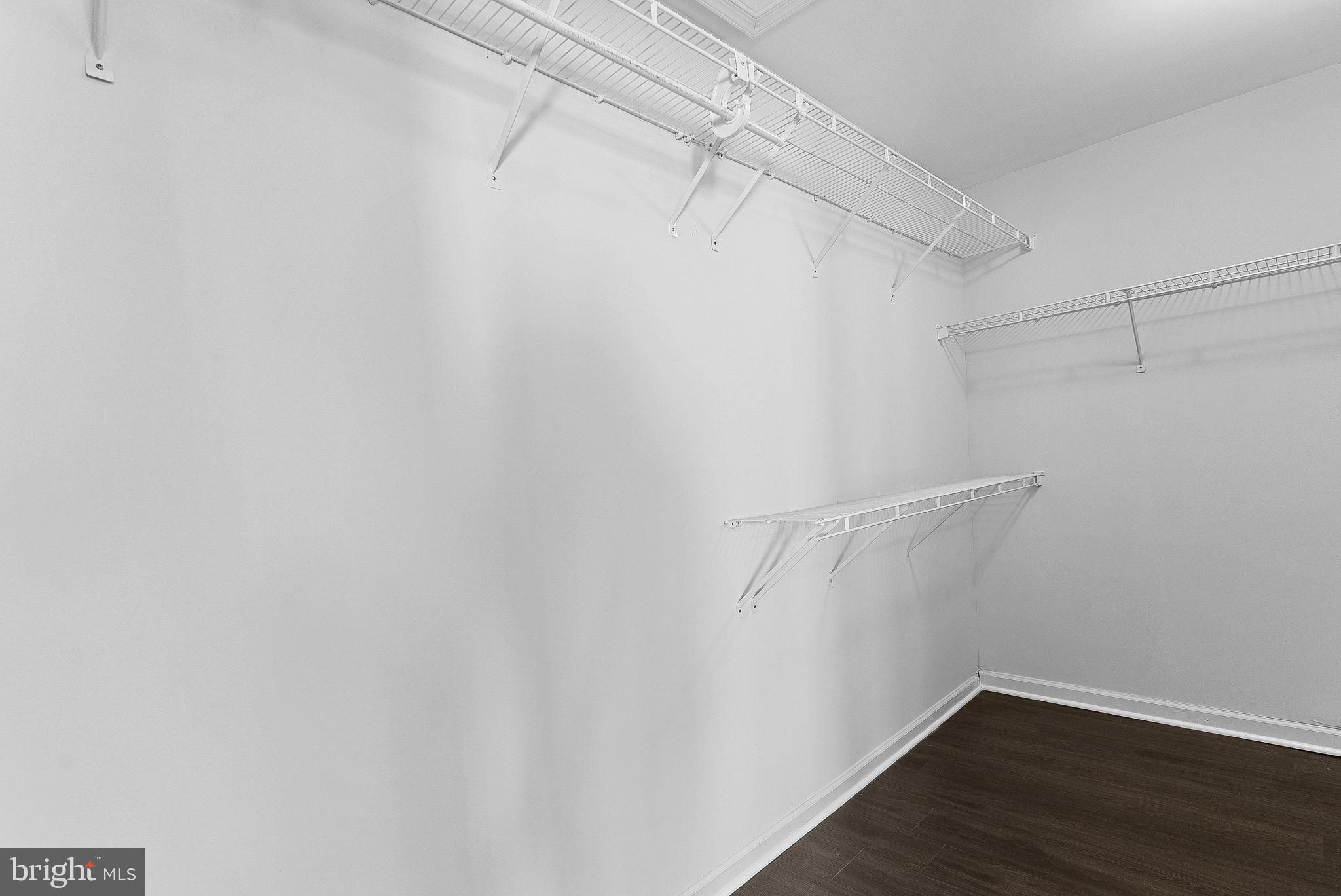 COMPTON VILLAGE - Residential