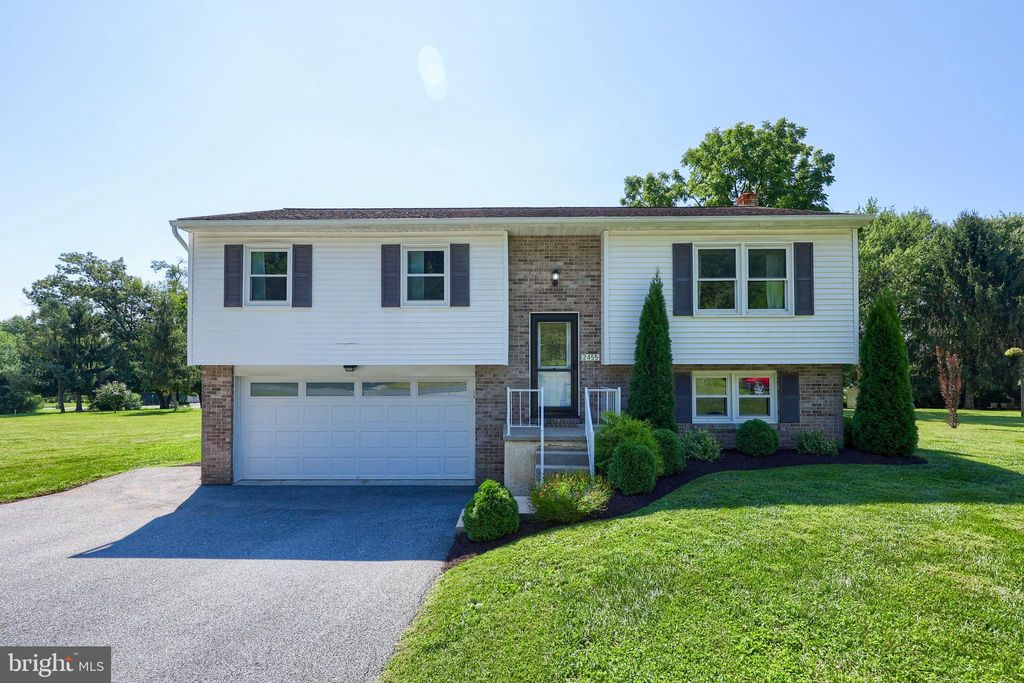 Photo of 2455 Scenic Drive, Manheim, PA 17545 (MLS # PALA2055034)