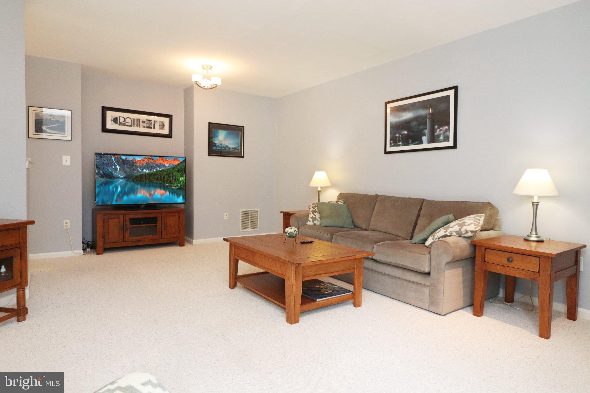 LIFESTYLE AT SULLY STATION - Residential