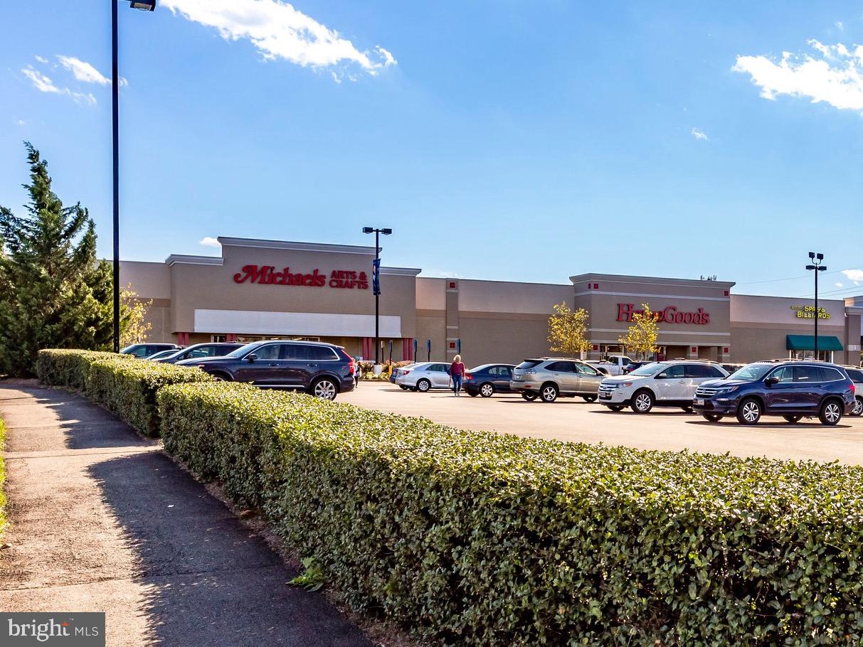 EAST MARKET AT FAIR LAKE - Residential