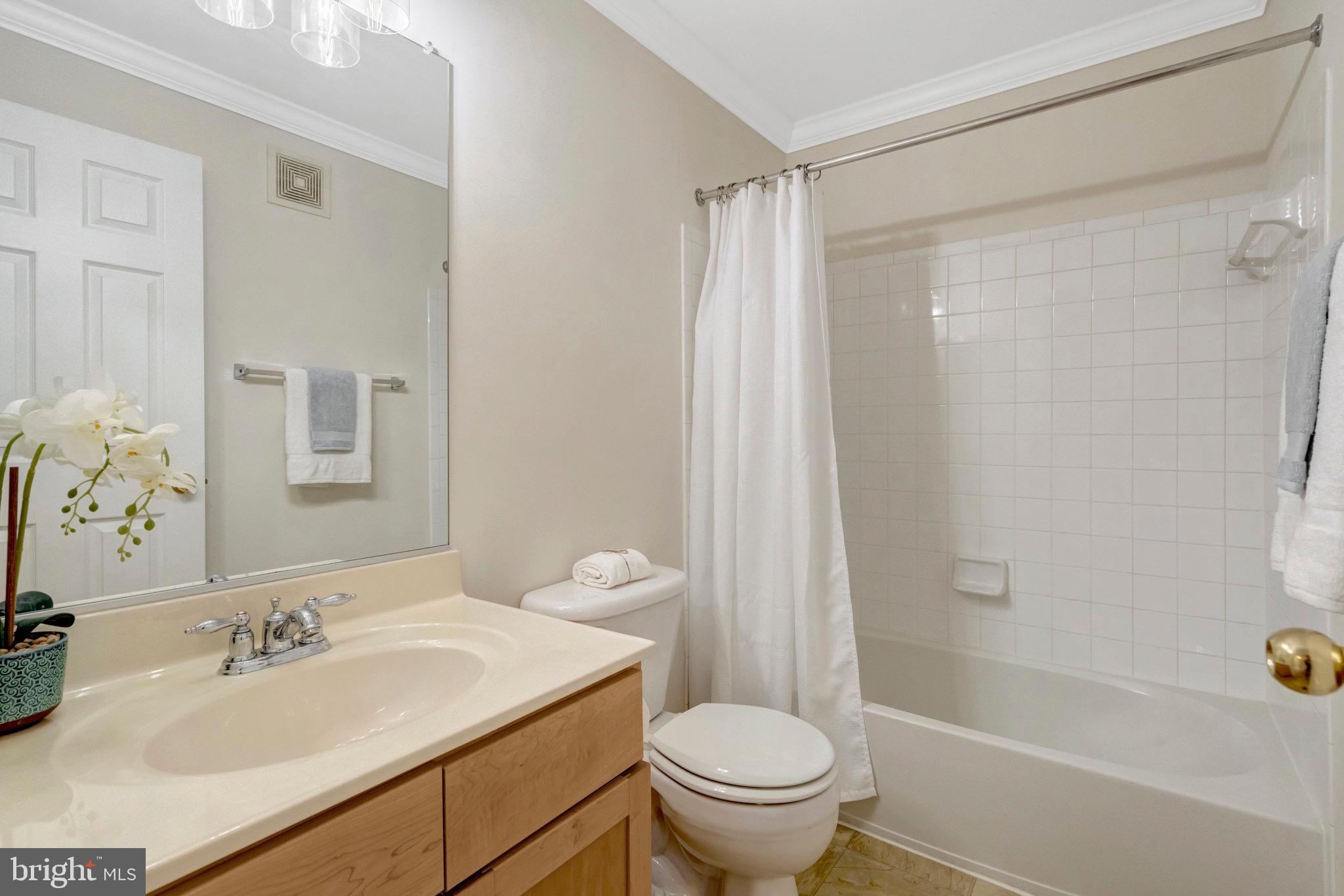 EAST MARKET AT FAIR LAKE - Residential