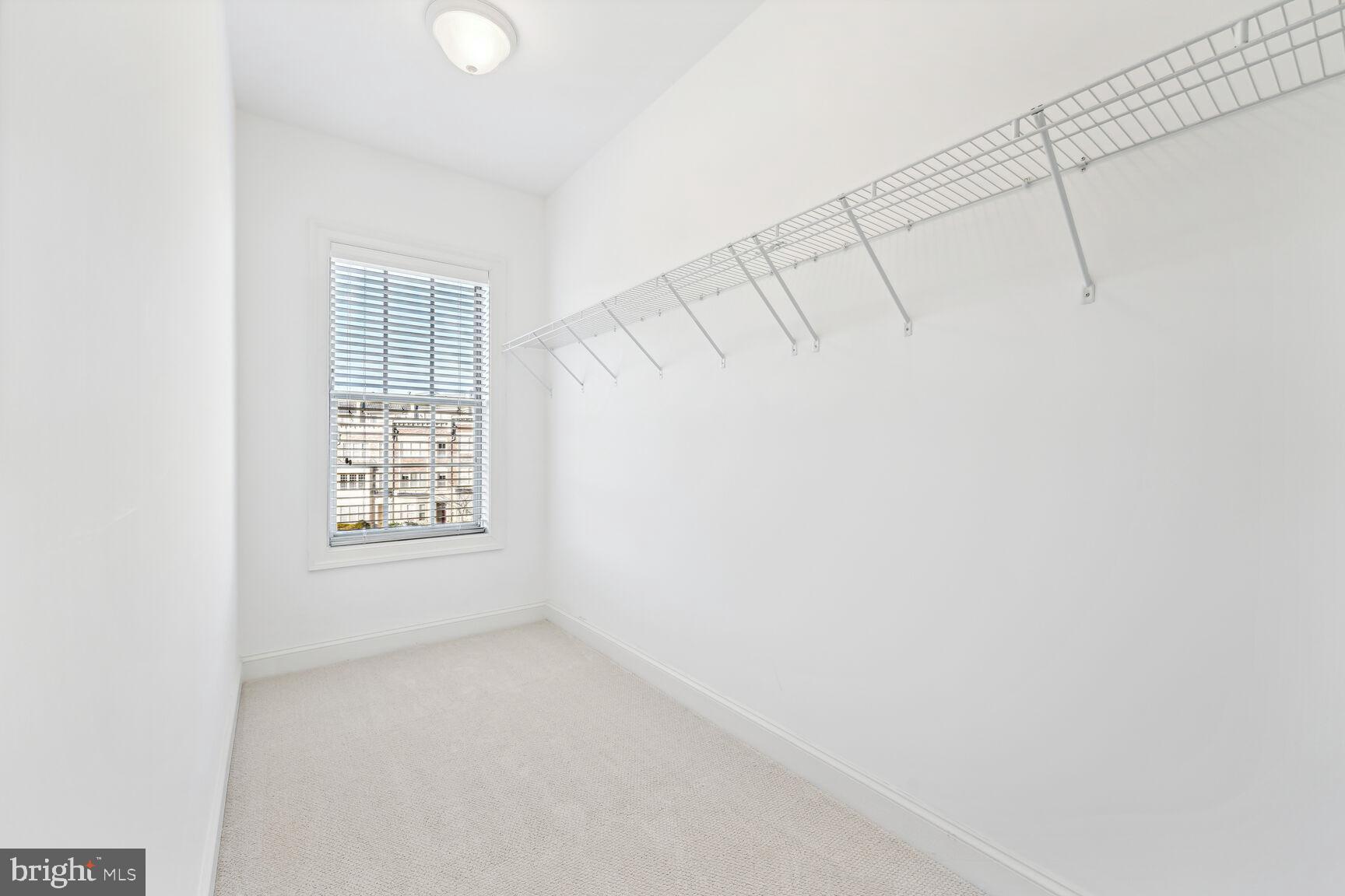 POTOMAC OVERLOOK CONDO - Residential