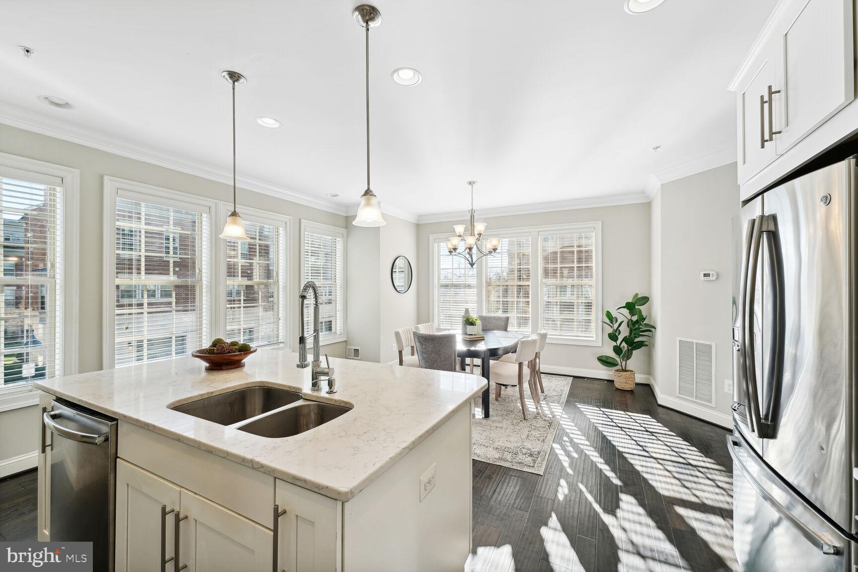 POTOMAC OVERLOOK CONDO - Residential