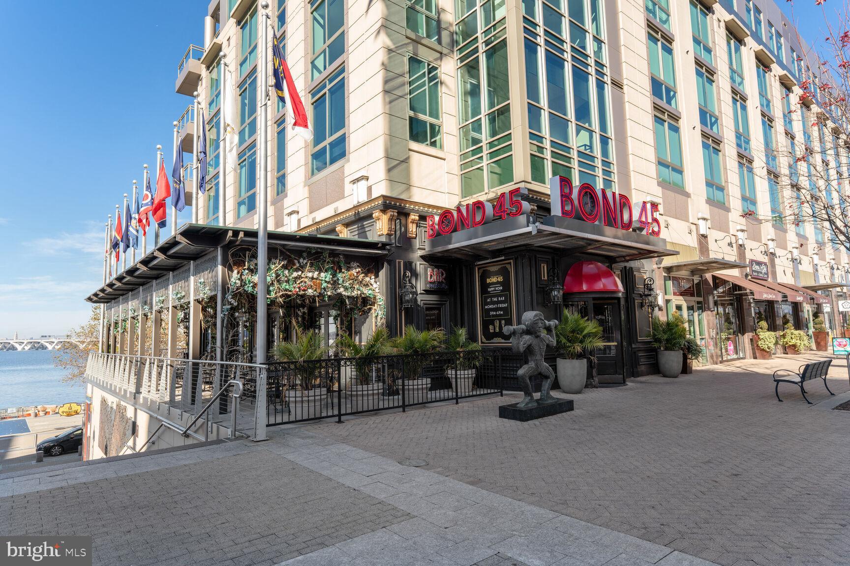 POTOMAC OVERLOOK CONDO - Residential