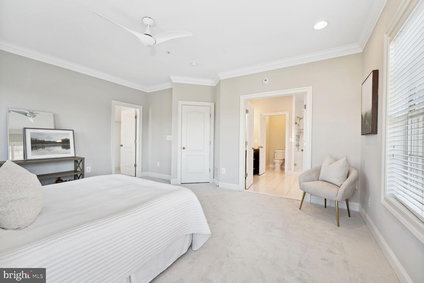 POTOMAC OVERLOOK CONDO - Residential