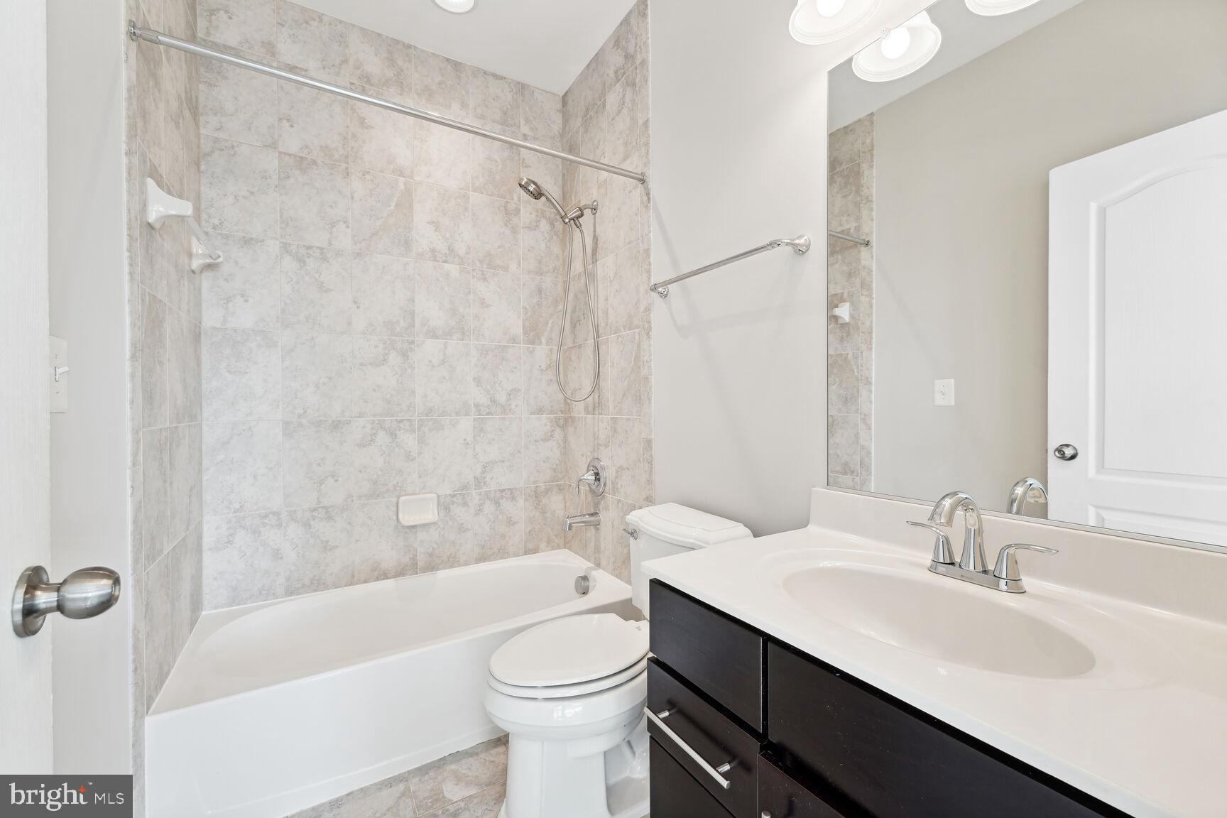 POTOMAC OVERLOOK CONDO - Residential