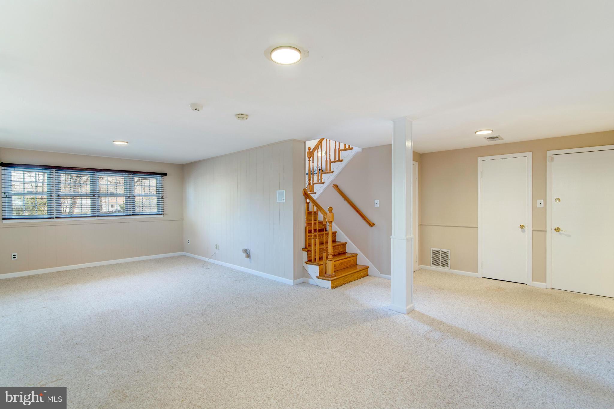 RIVERSIDE ESTATES - Residential