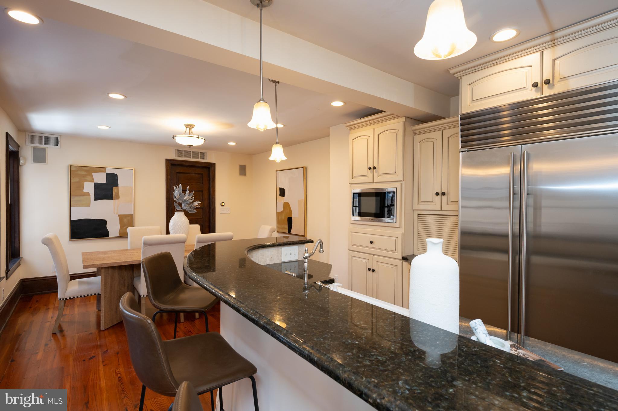 RITTENHOUSE SQUARE - Residential