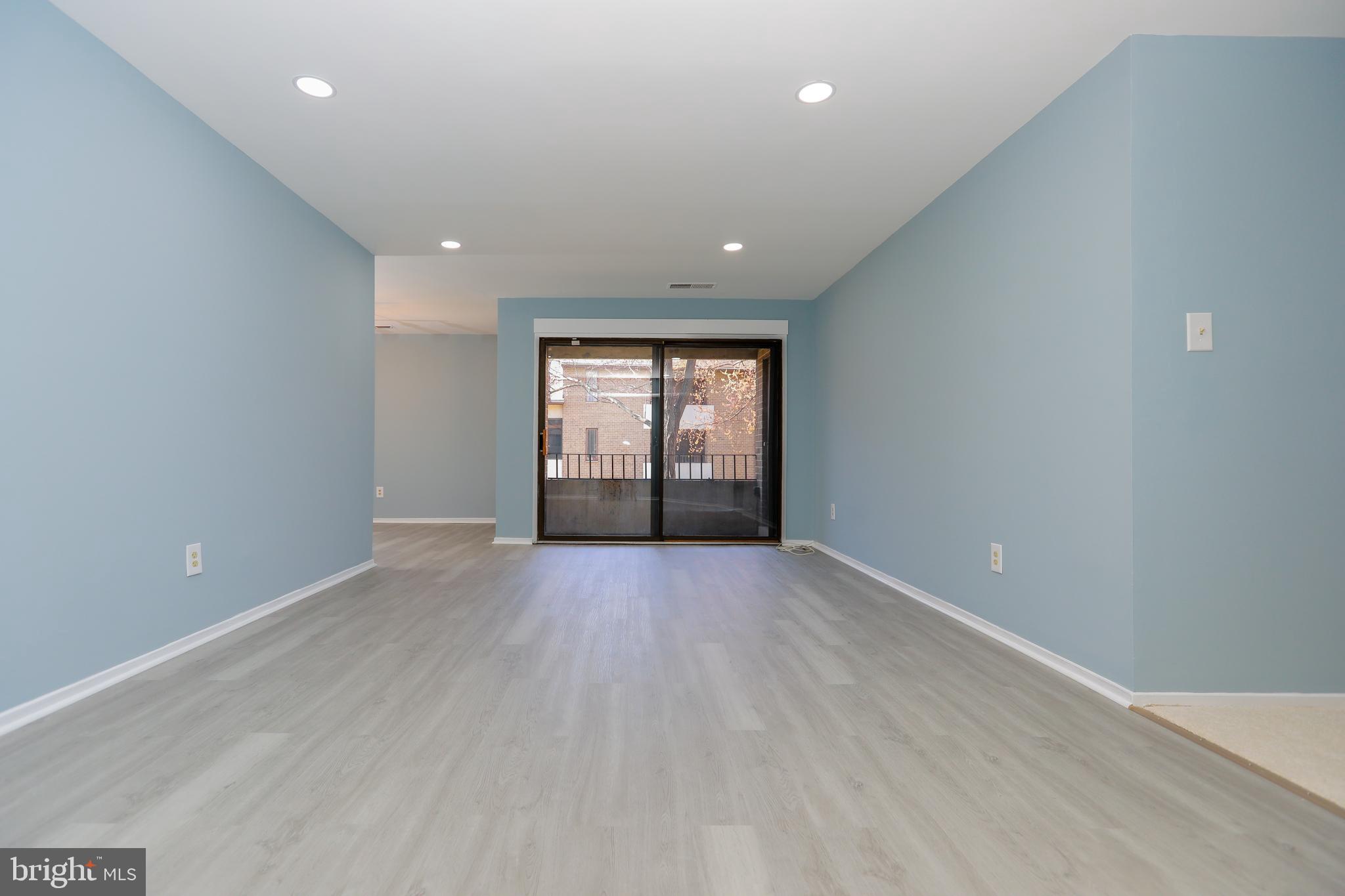 JEFFERSON MEWS - Residential