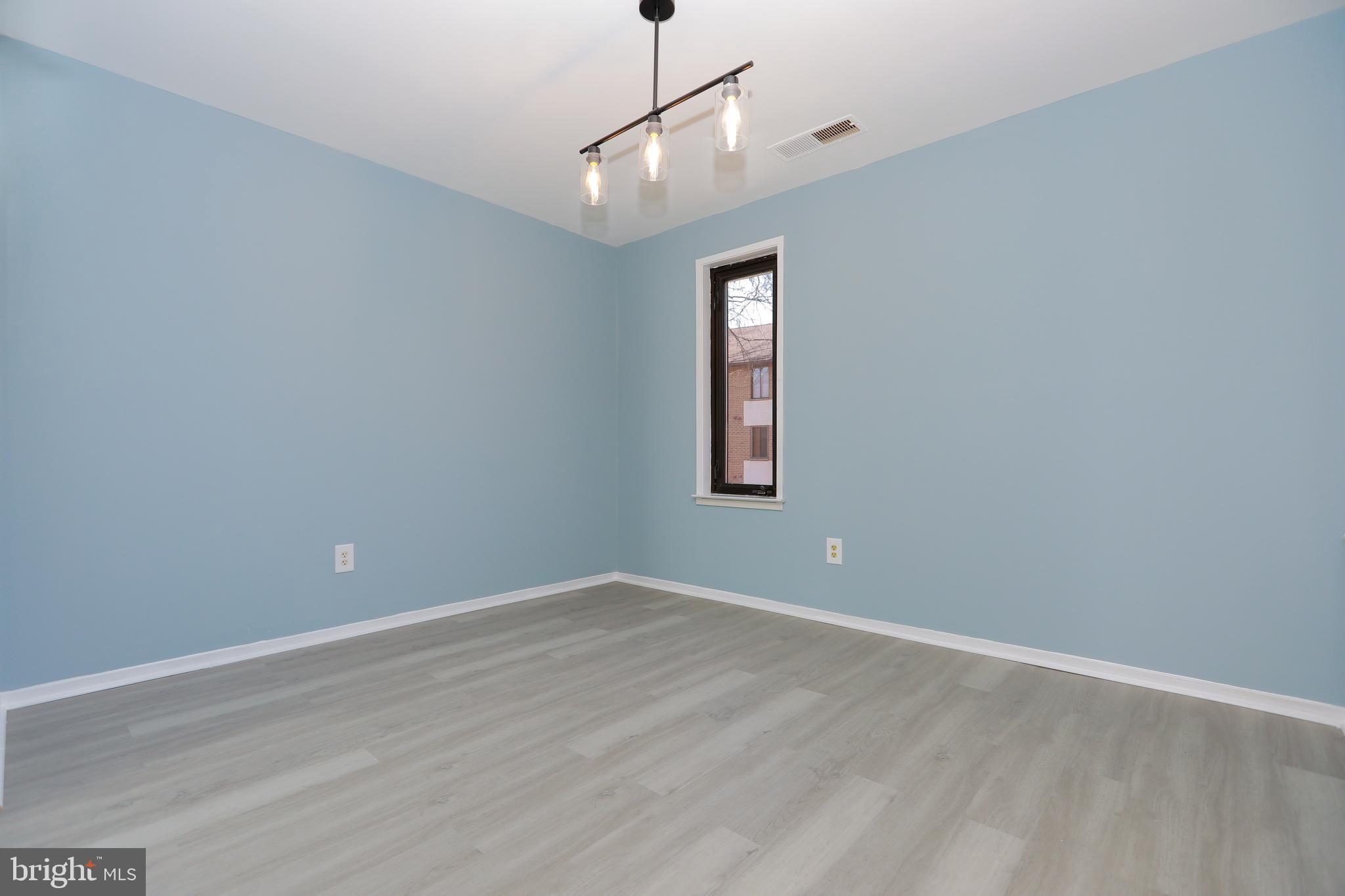 JEFFERSON MEWS - Residential