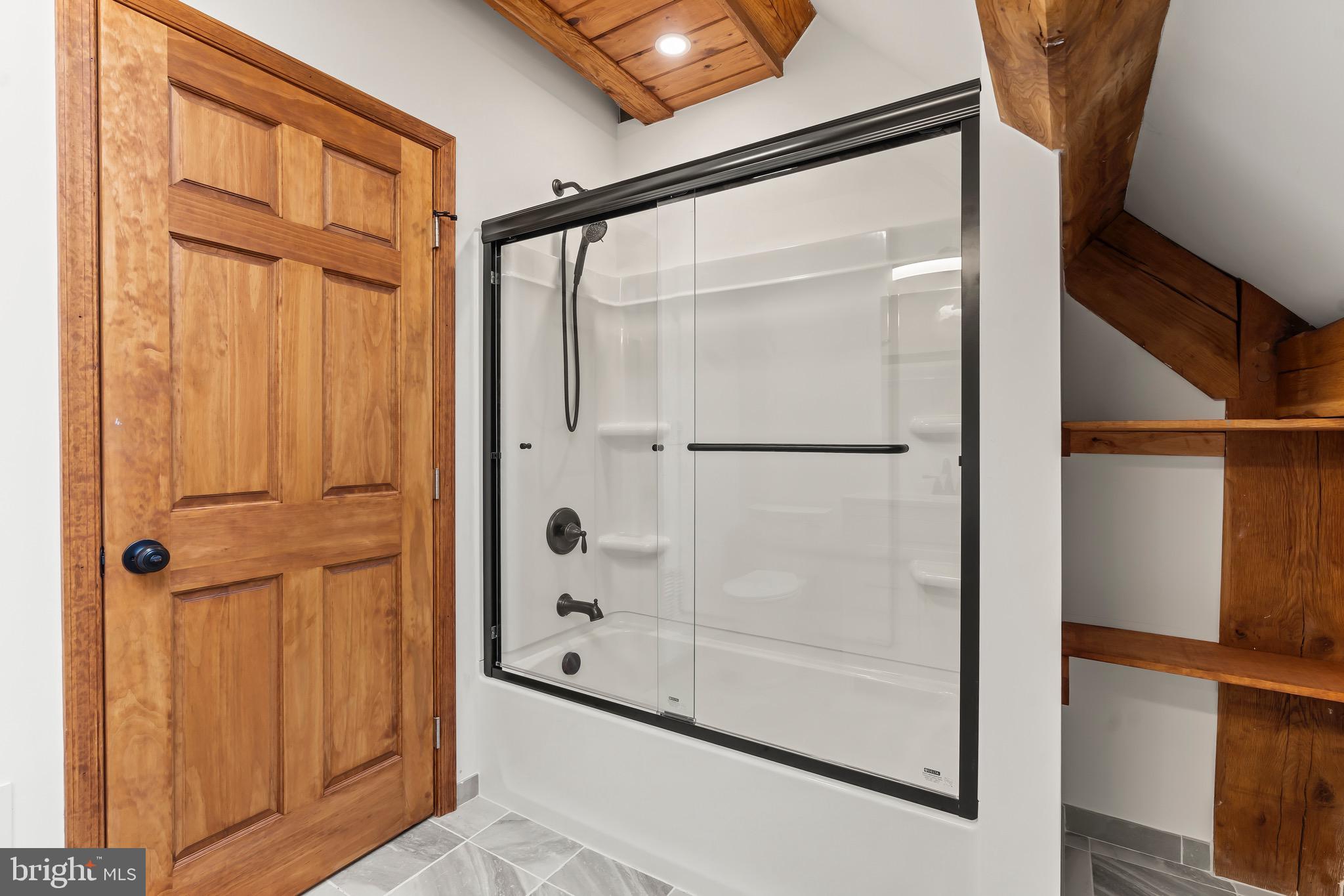 EAGLE BAY PROPERTIES - Residential