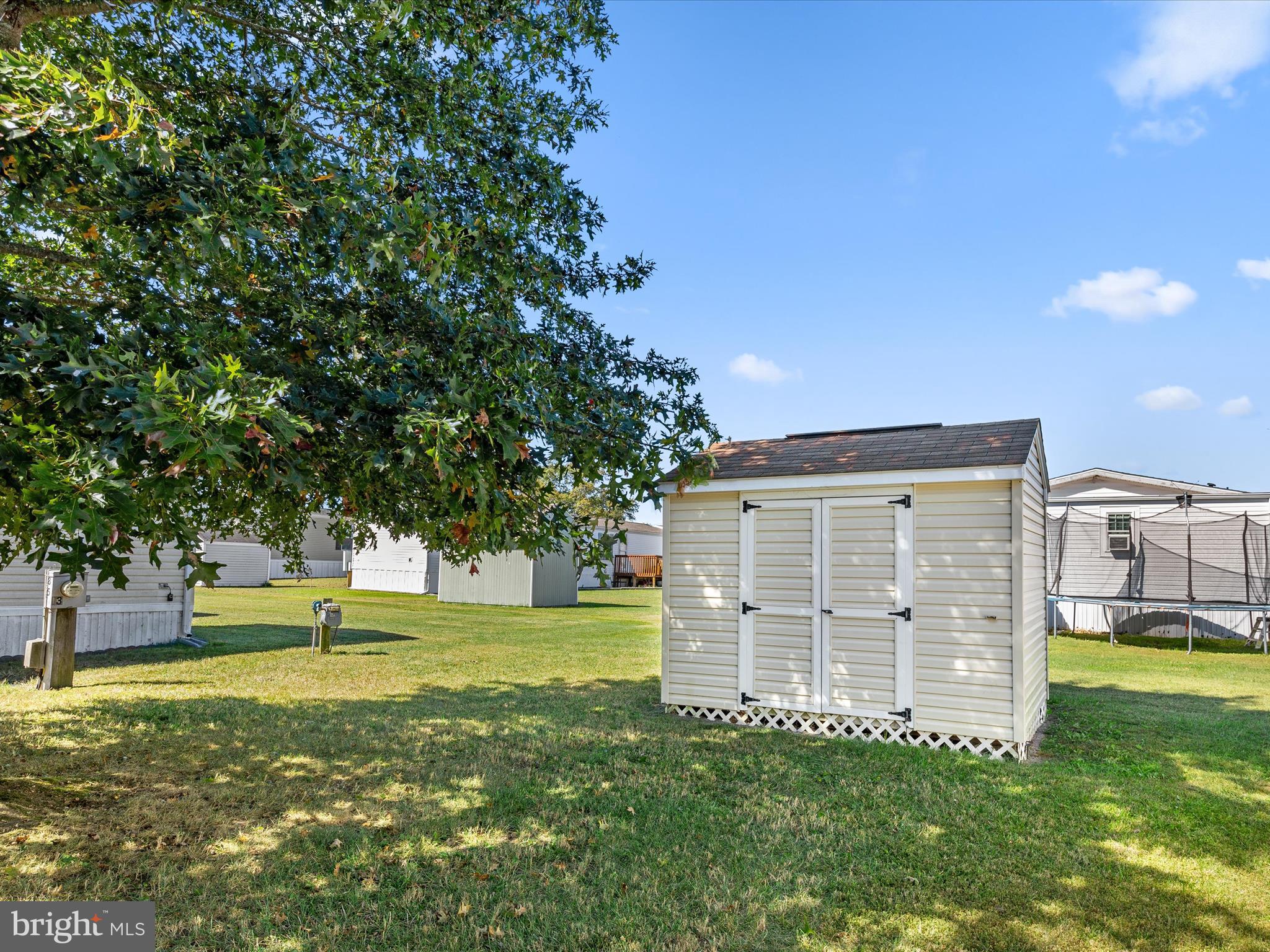 HUB COURT EAST - Residential