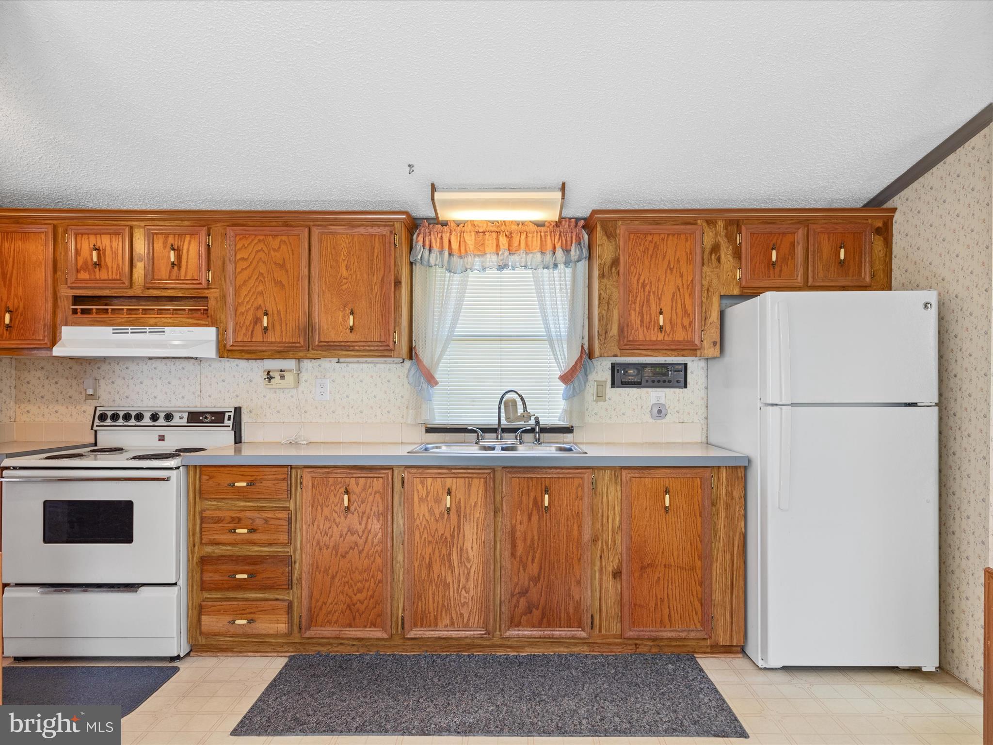 HUB COURT EAST - Residential