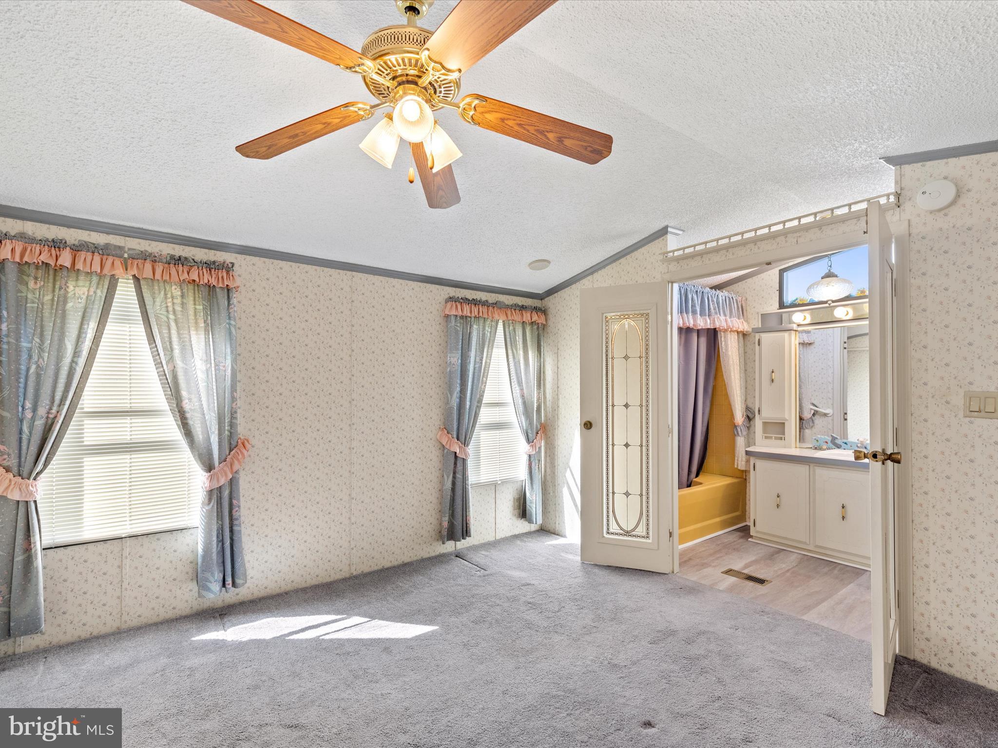 HUB COURT EAST - Residential