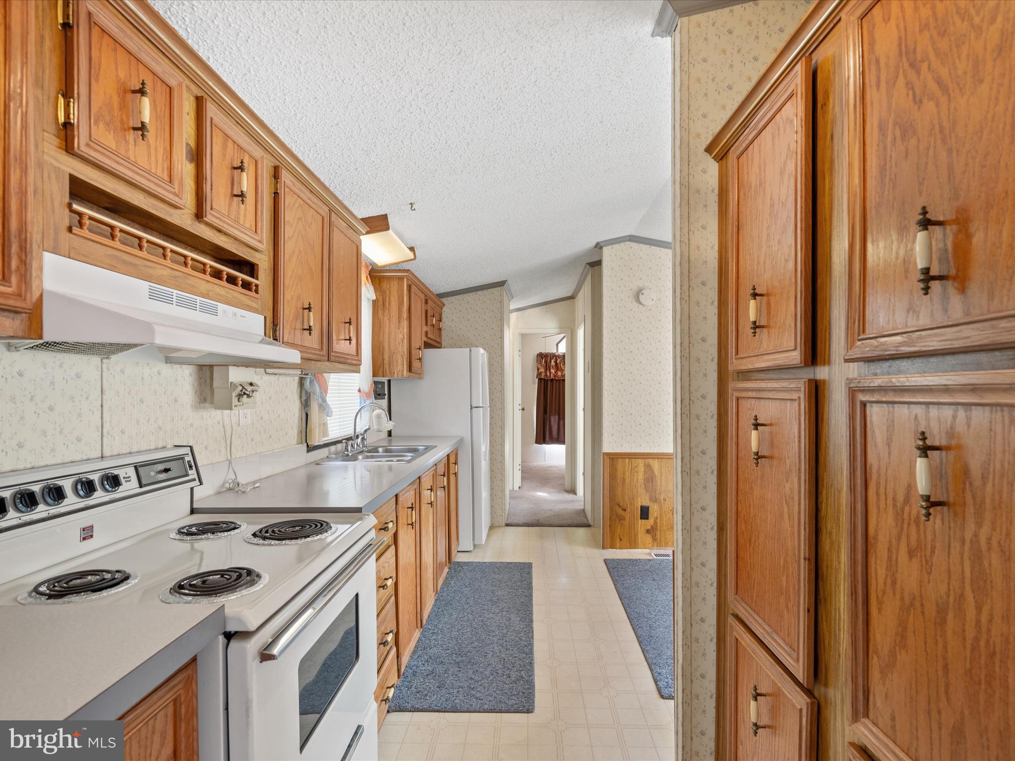 HUB COURT EAST - Residential