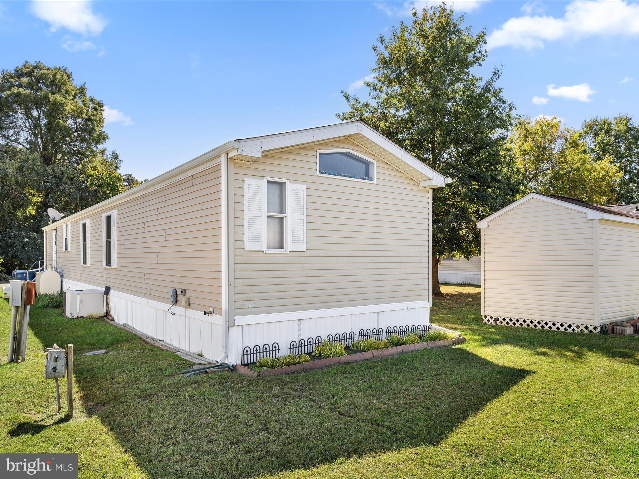 HUB COURT EAST - Residential