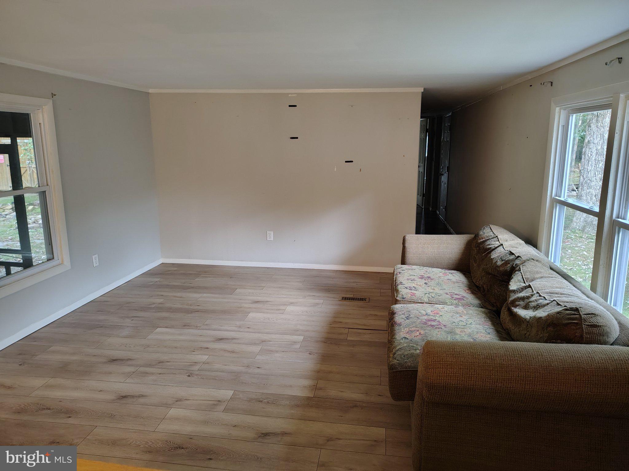 20 HAZELWOOD DR