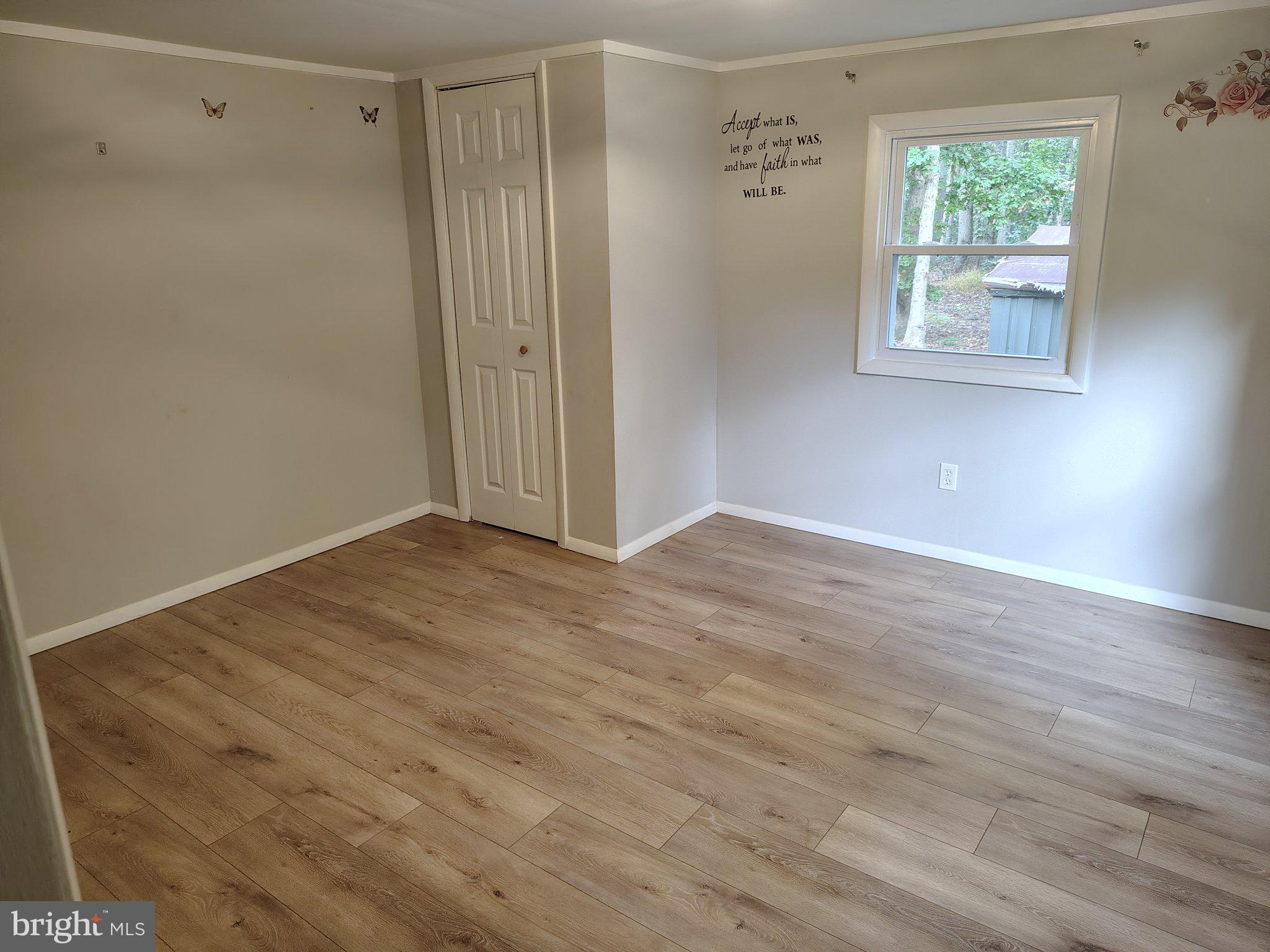 20 HAZELWOOD DR