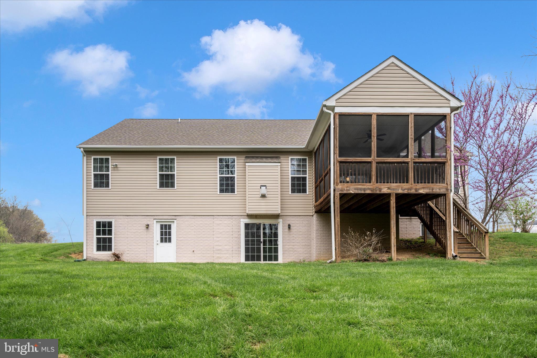 MIDDLETOWN - Residential