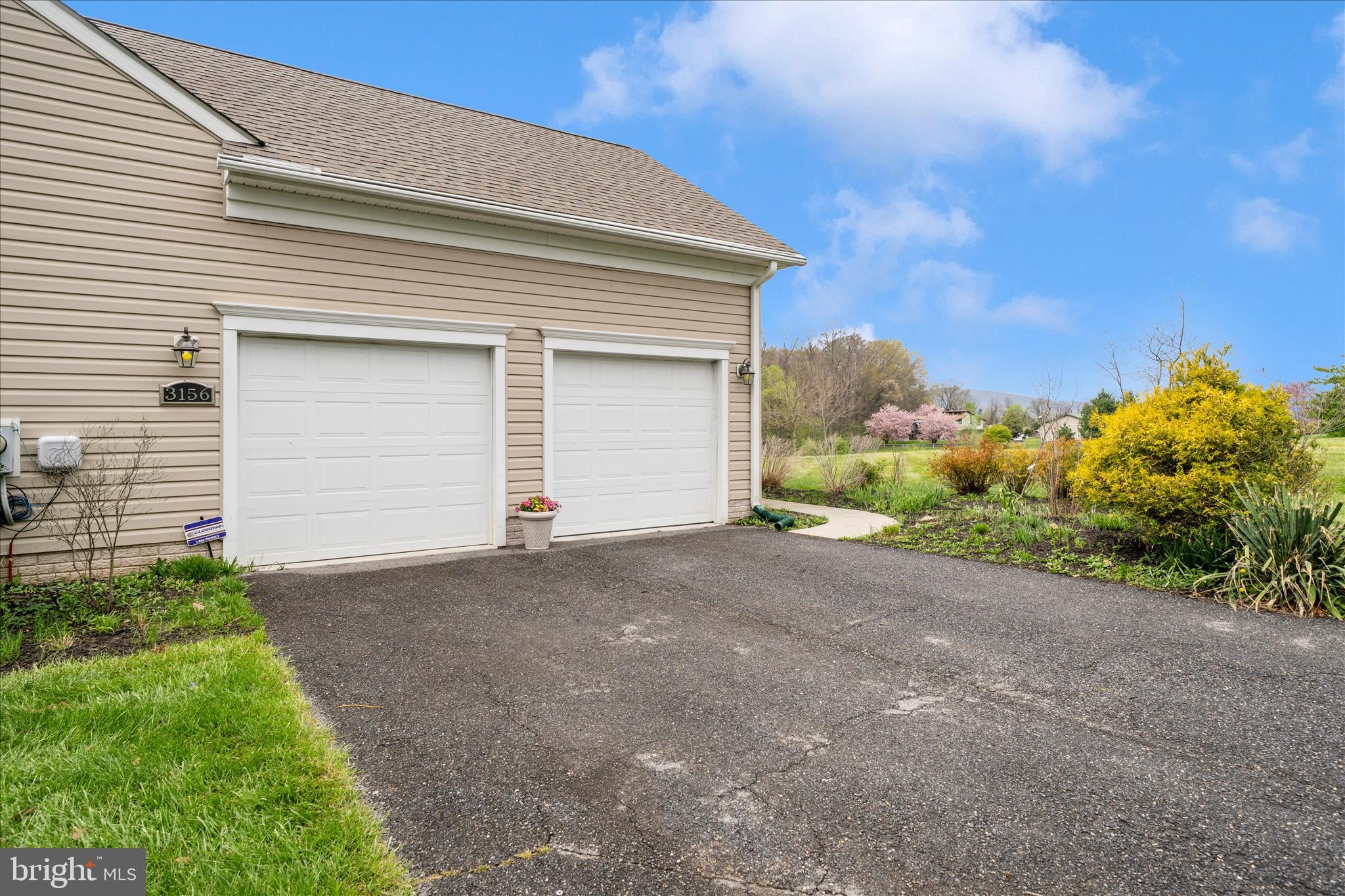 MIDDLETOWN - Residential