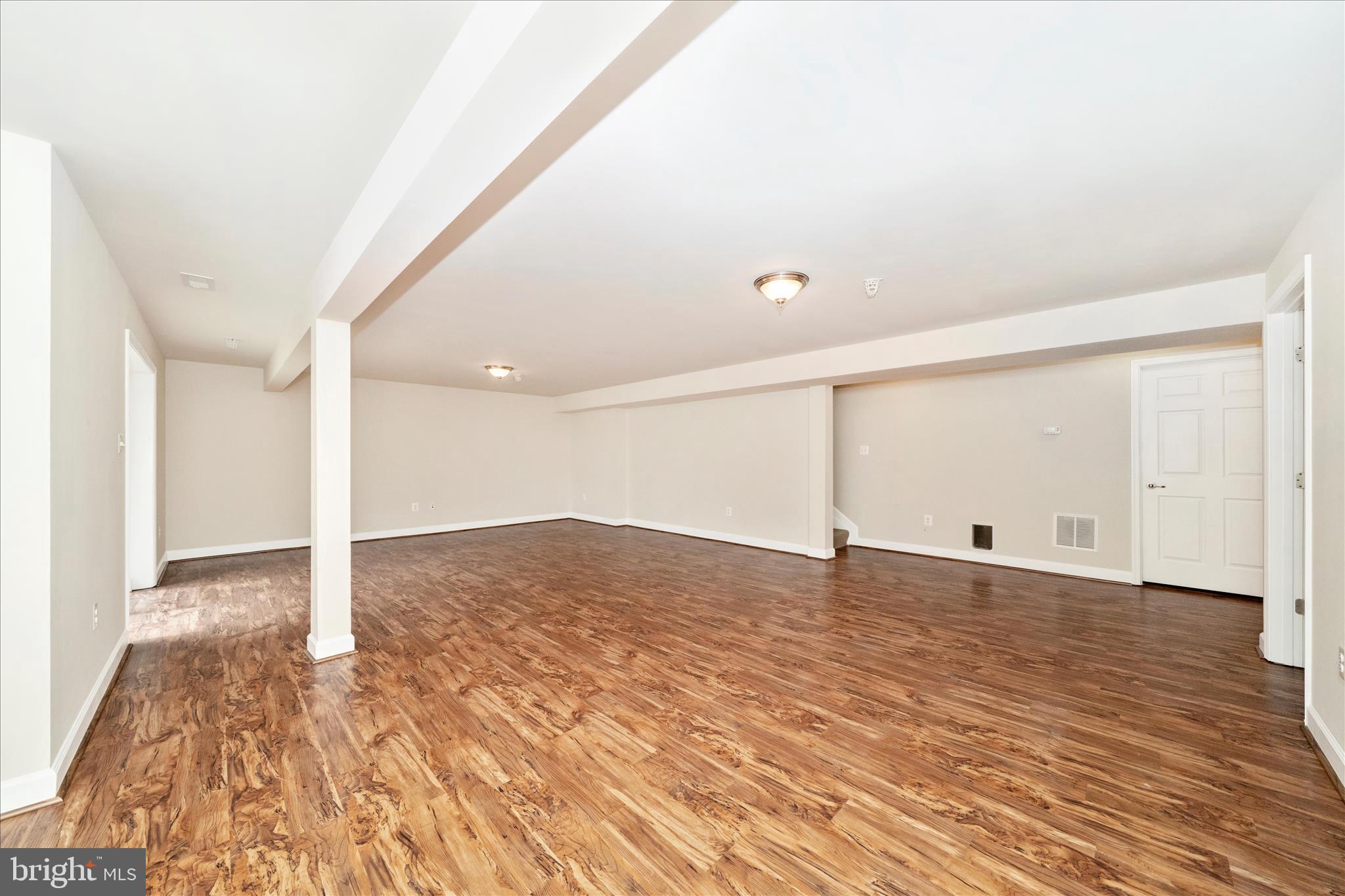 MIDDLETOWN - Residential