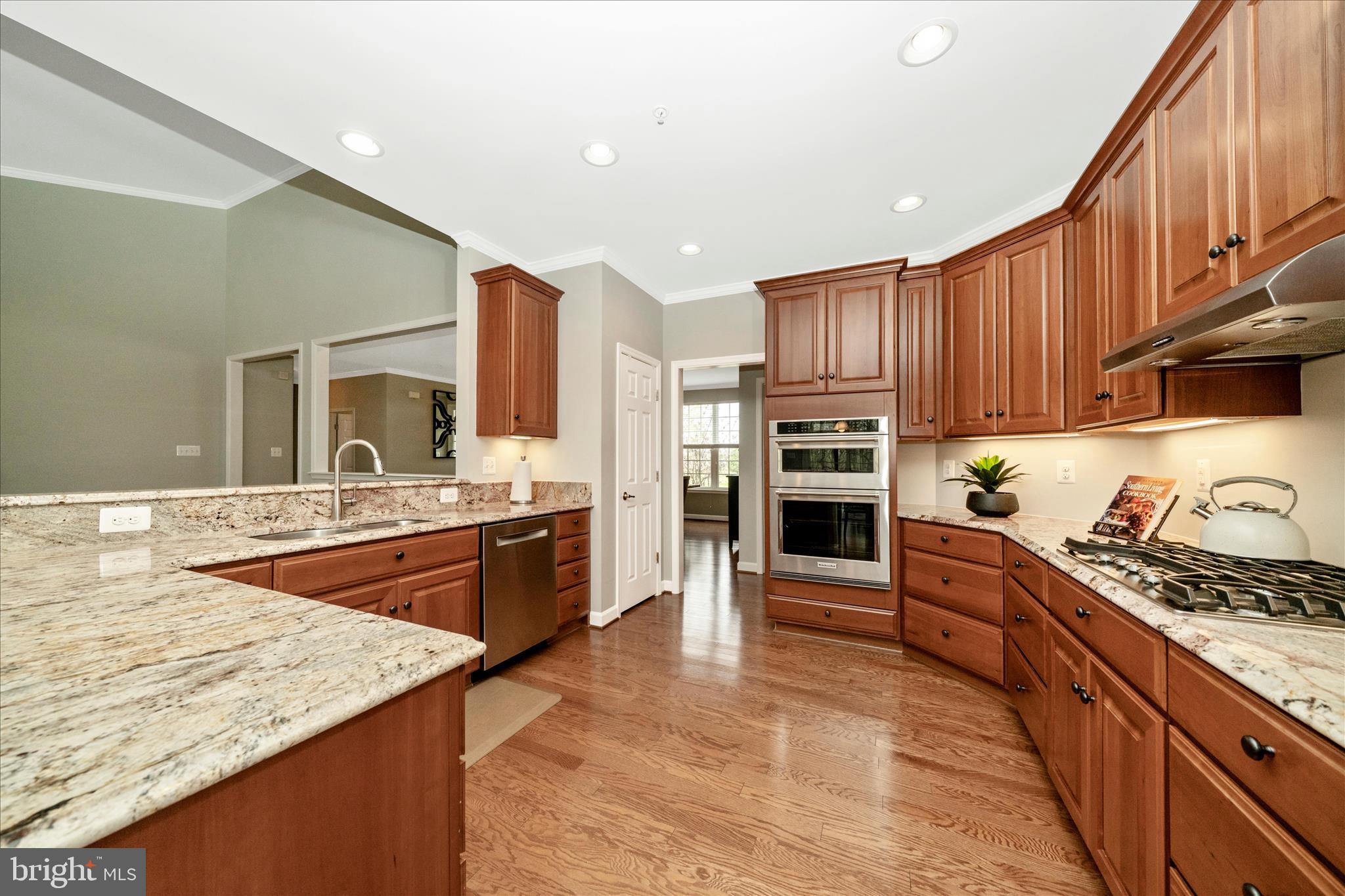 MIDDLETOWN - Residential