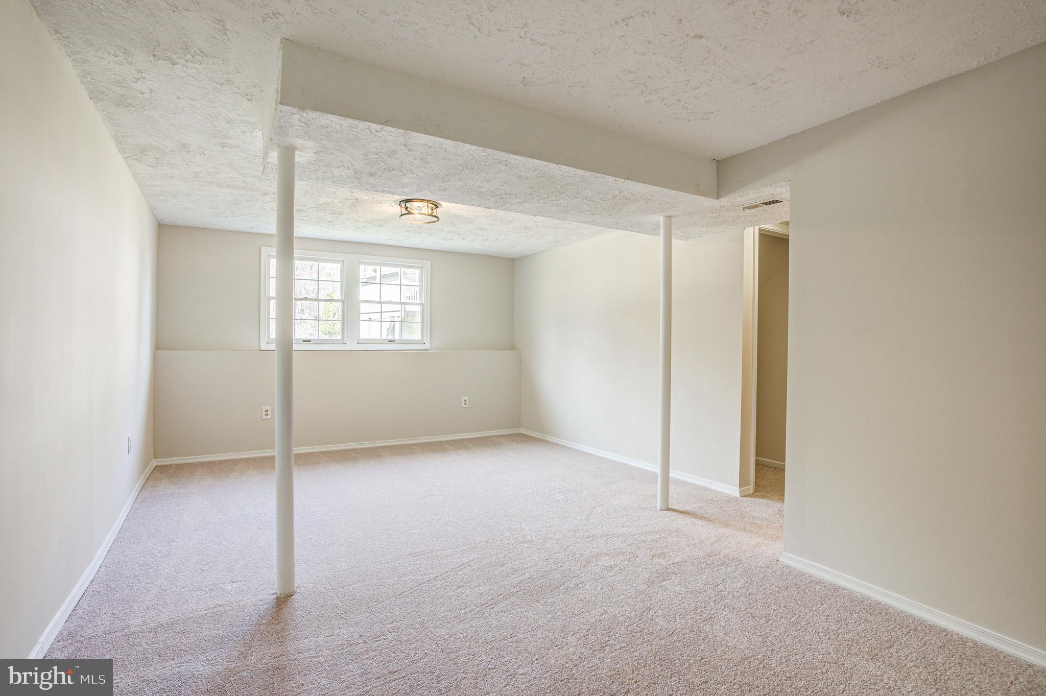 SCOTTS CROSSING - Residential