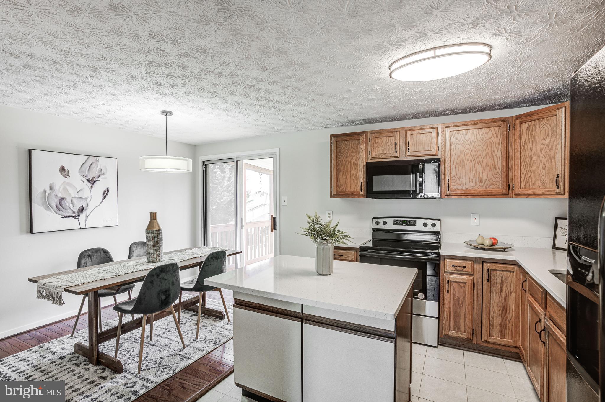 SCOTTS CROSSING - Residential