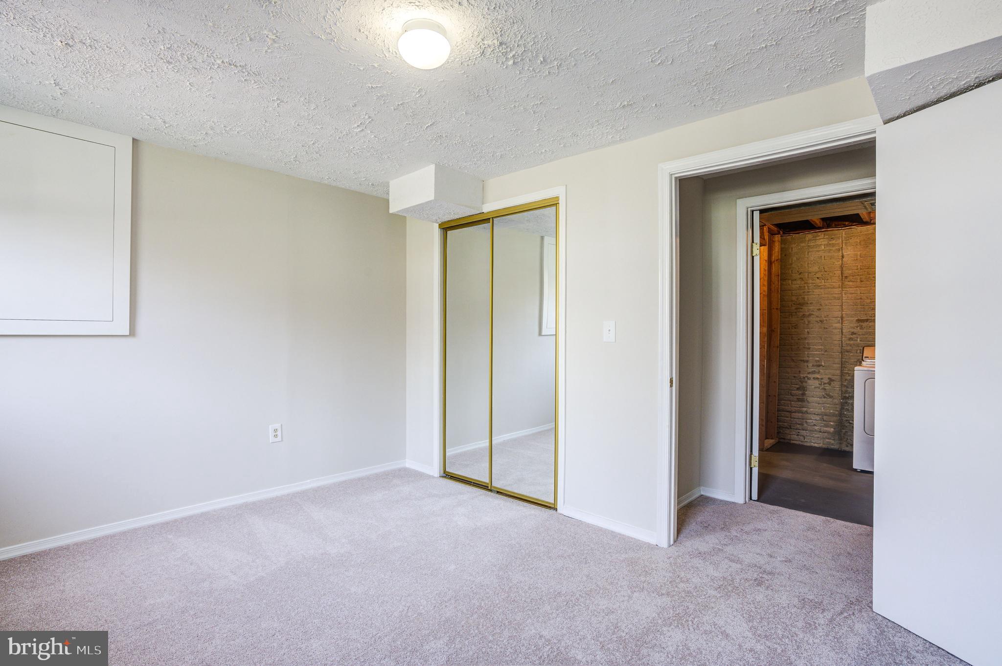 SCOTTS CROSSING - Residential