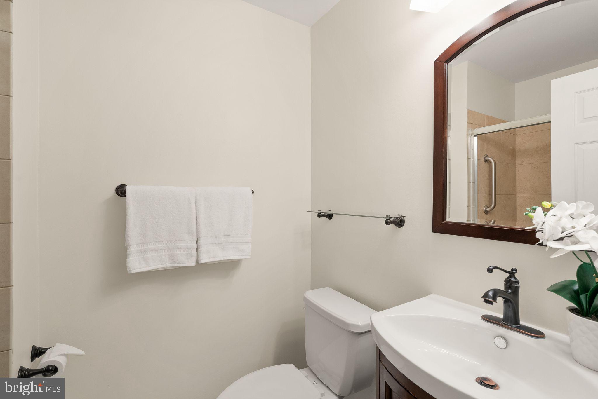 LEESBURG COUNTRY CLUB - Residential