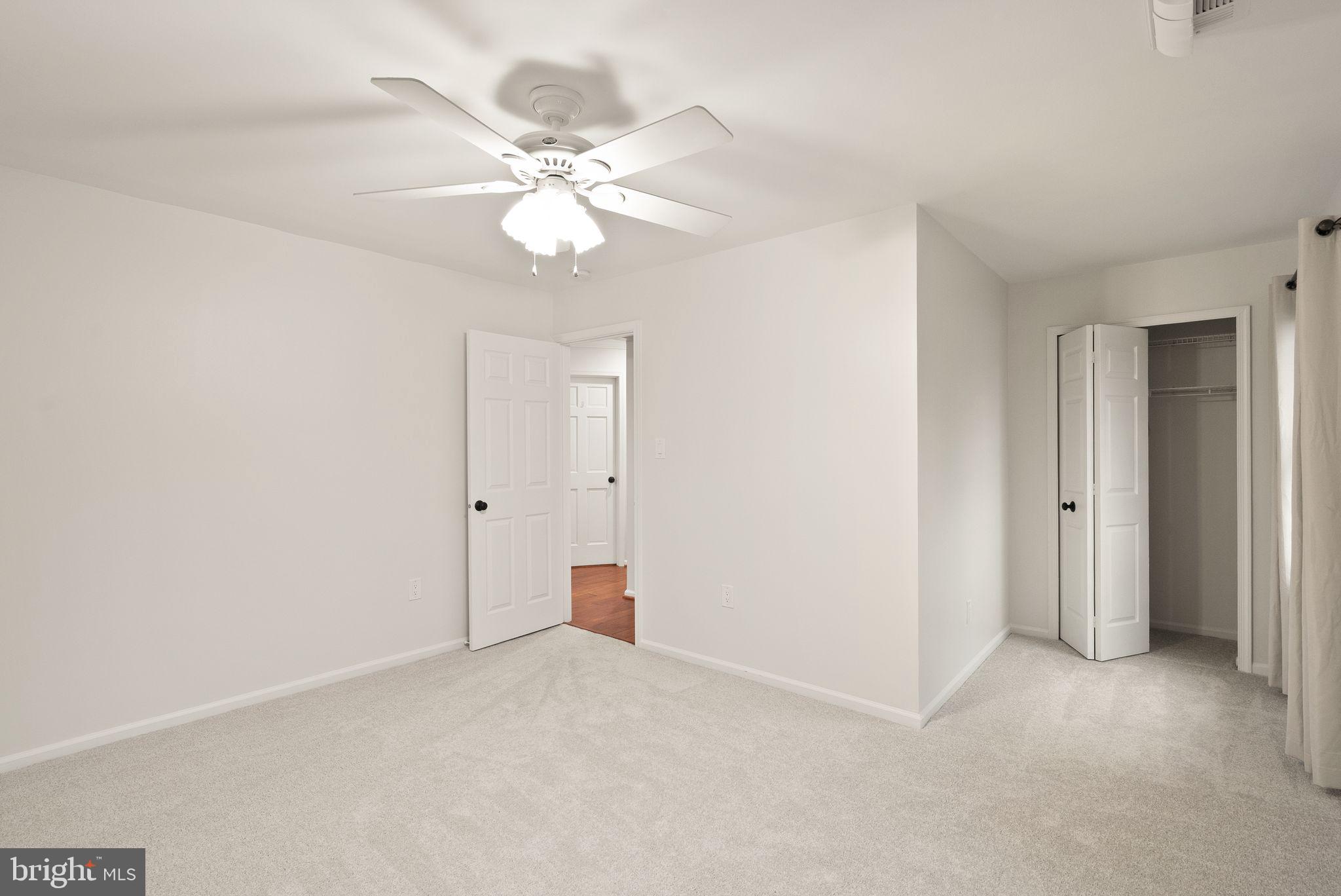 LEESBURG COUNTRY CLUB - Residential