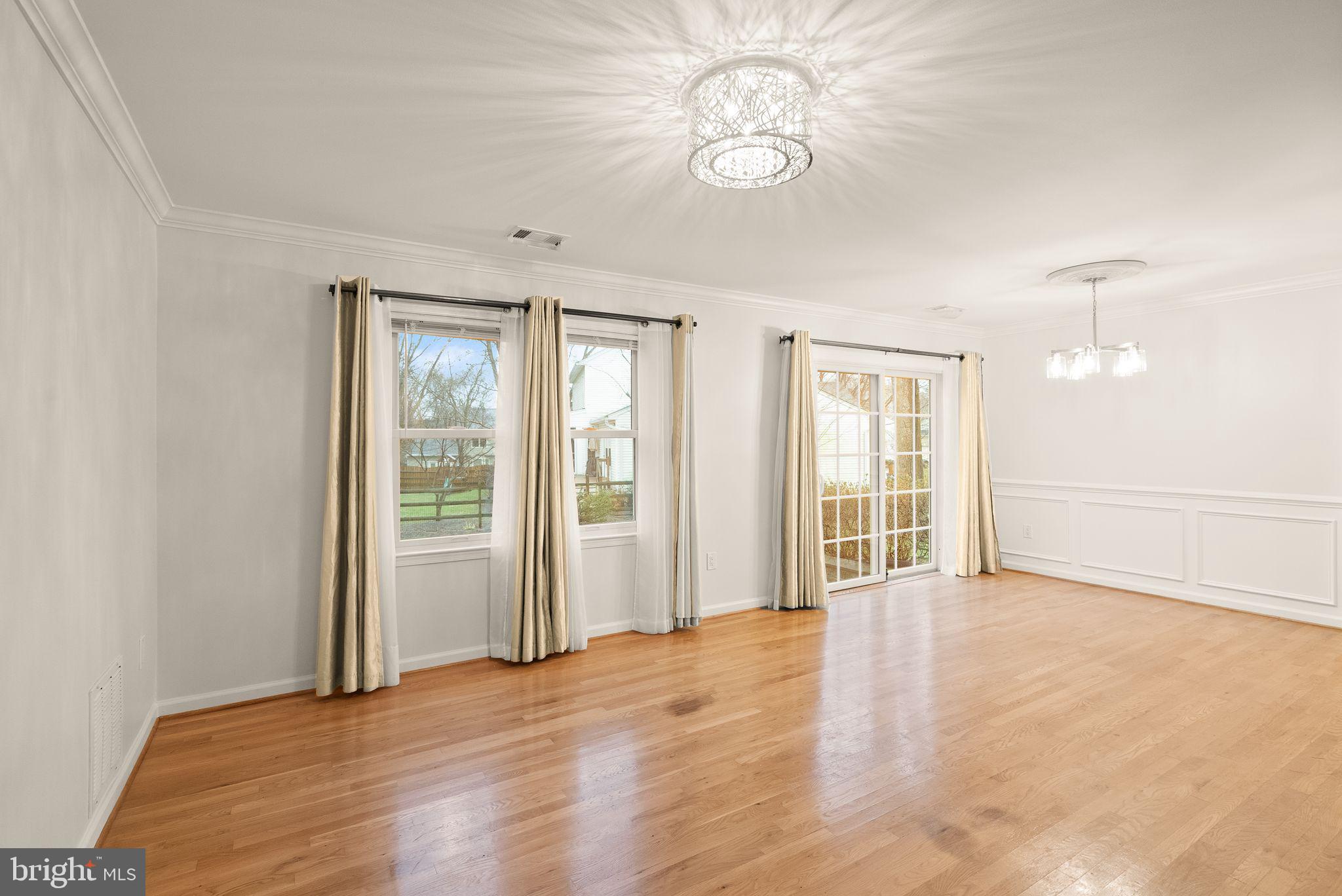 LEESBURG COUNTRY CLUB - Residential