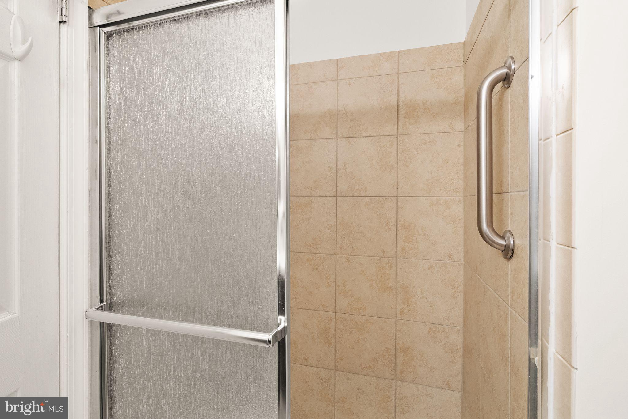 LEESBURG COUNTRY CLUB - Residential