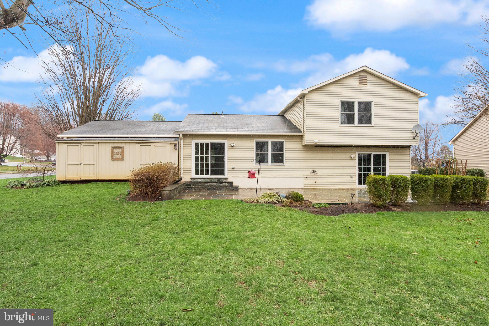 LEESBURG COUNTRY CLUB - Residential