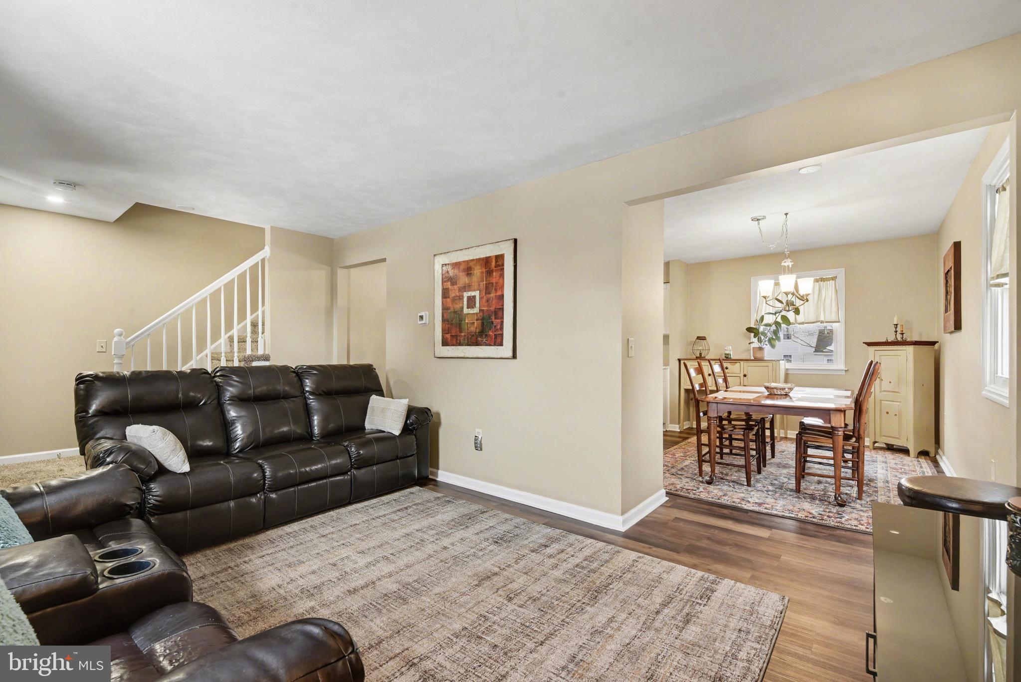 1117 FLORIBUNDA LANE